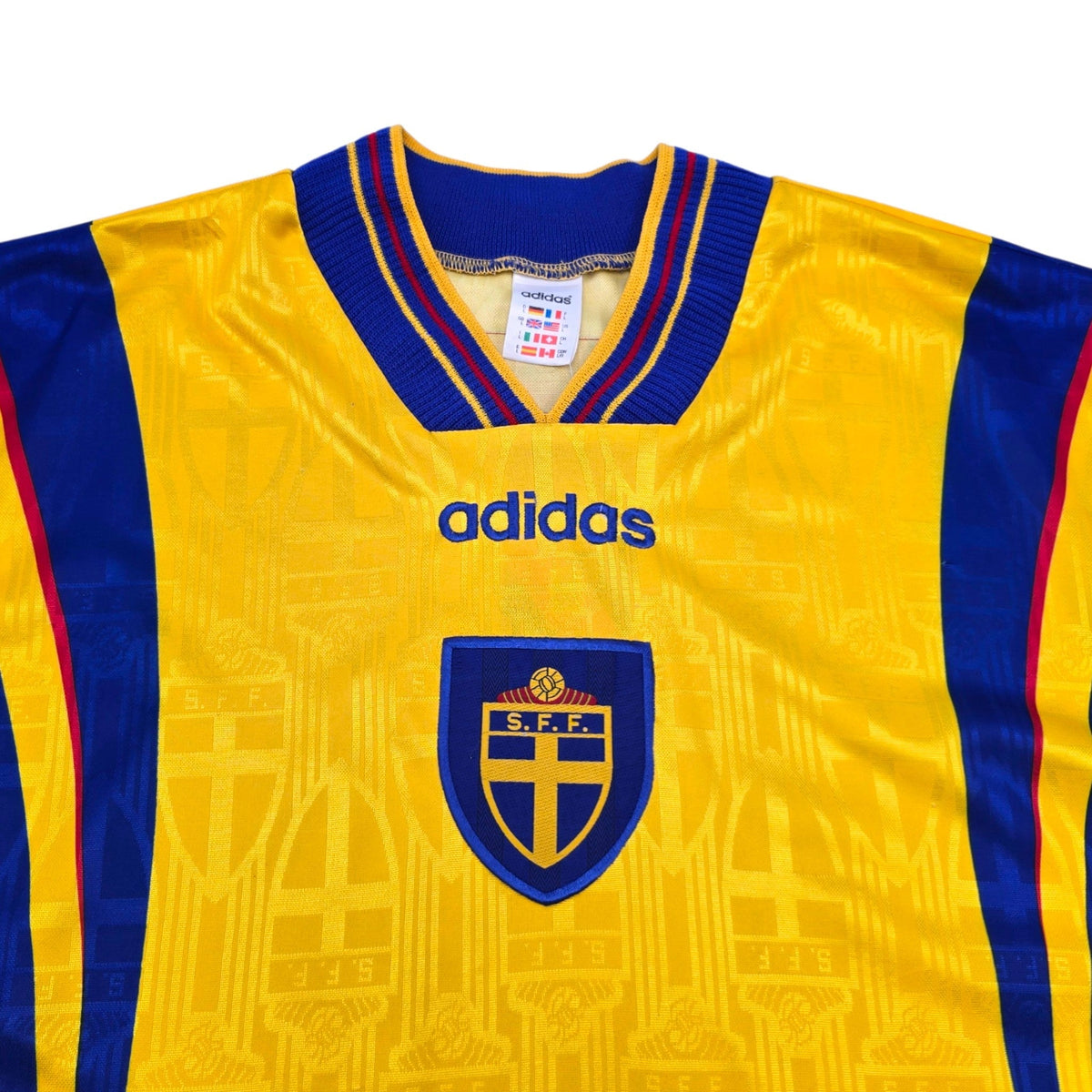 1996/98 Sweden Home Football Shirt (L) Adidas