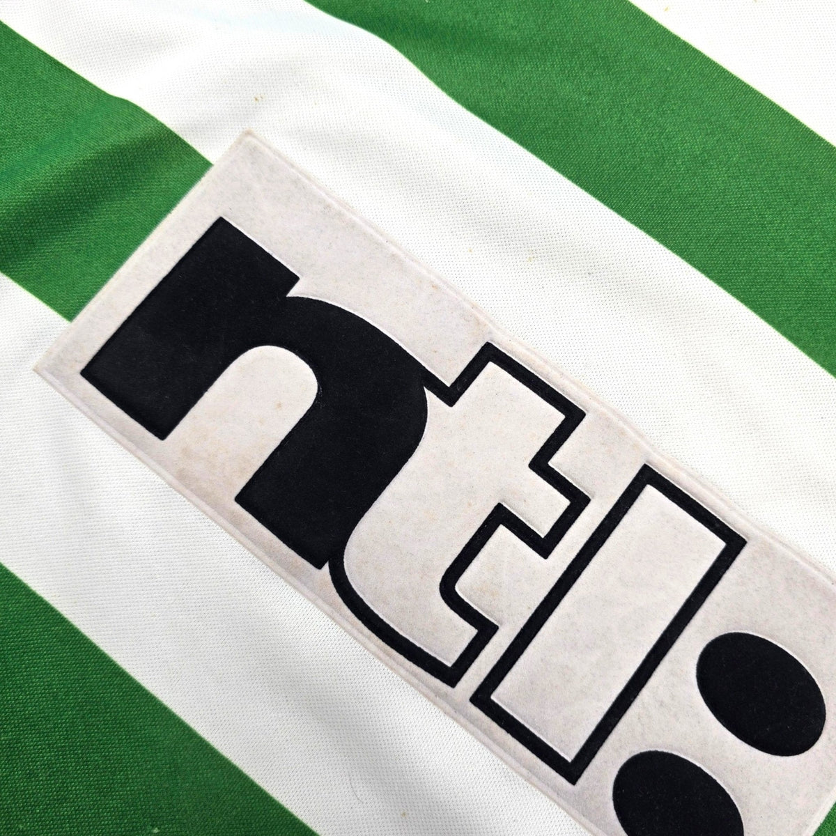 1999/01 Celtic Home Football Shirt (S) Umbro