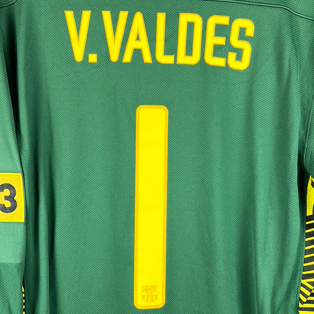 Barcelona 2011/2012 Player Issue Goalkeeper Shirt - Valdes 1