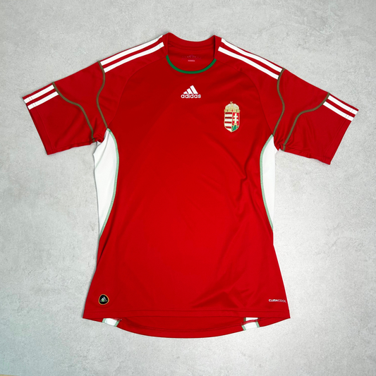 2010/12 Hungary Home Shirt Adidas (L)