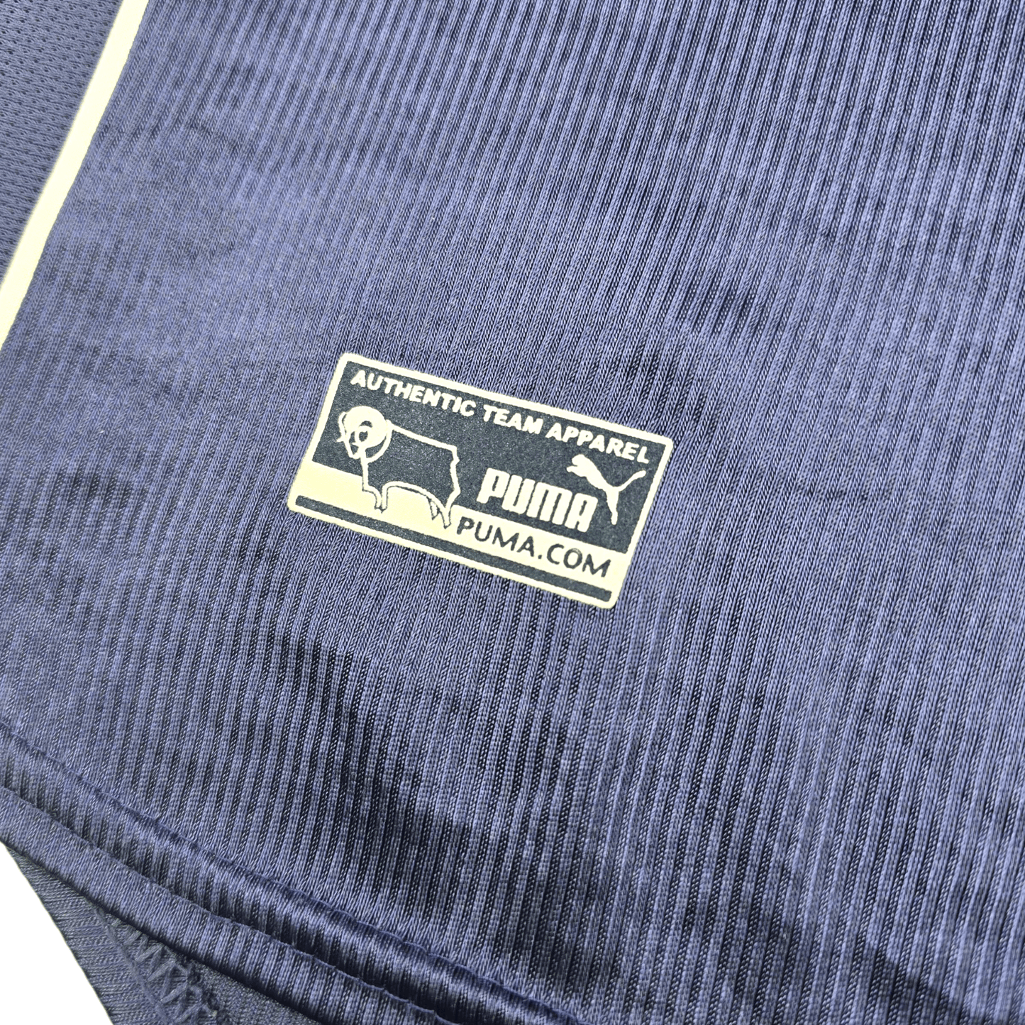 2000/01 Derby County Away Football Shirt (L) Puma