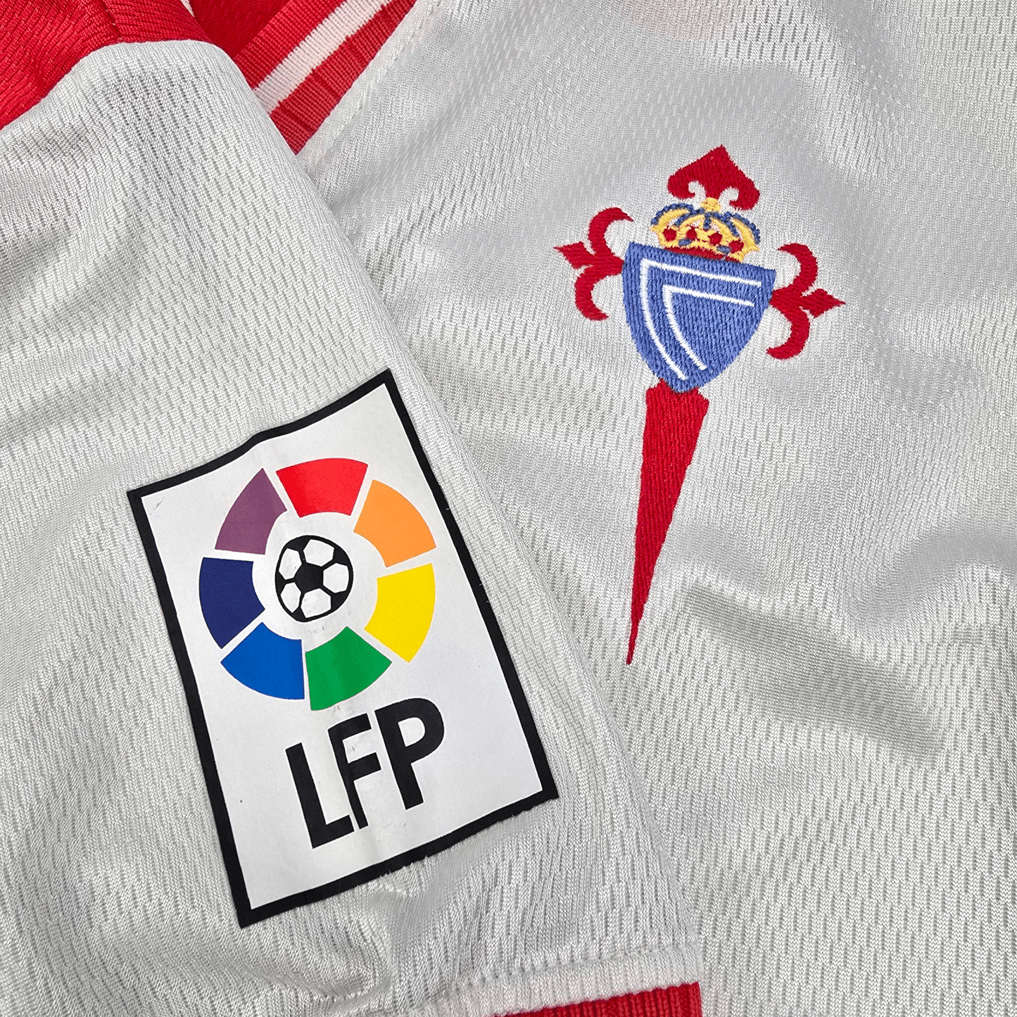 2001/02 Celta Vigo Away Football Shirt (M) Umbro #10 Mostovoi