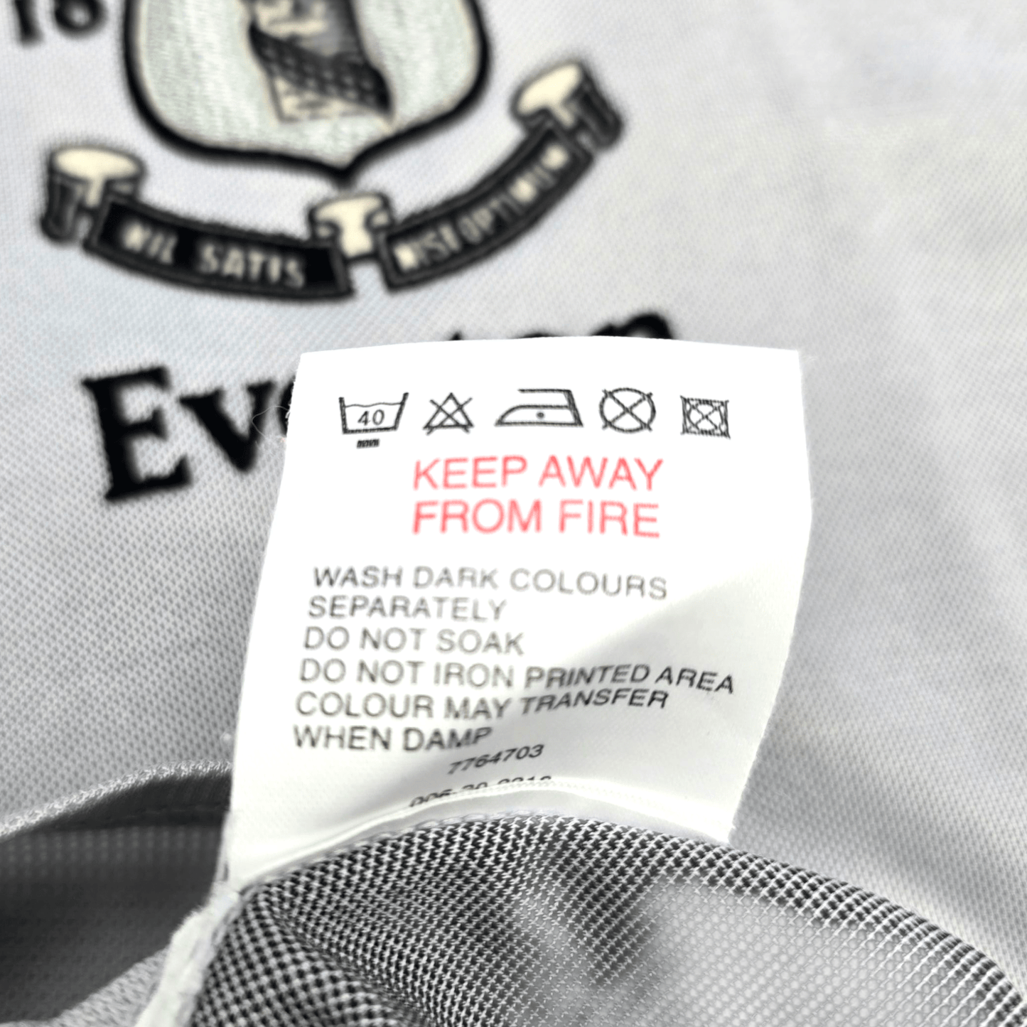 2001/02 Everton Away Football Shirt (L) Puma #10 Ferguson