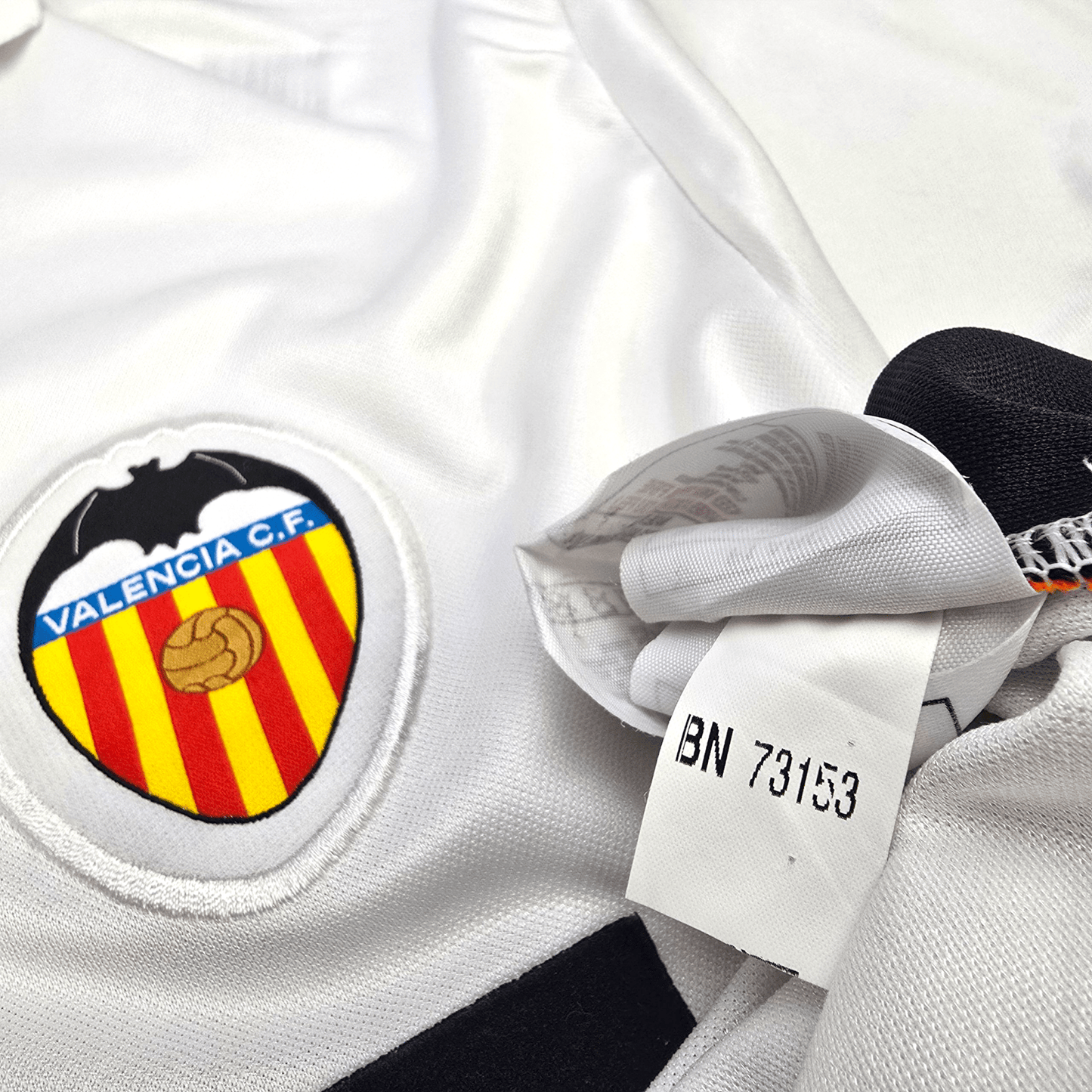 2001/02 Valencia Home Football Shirt (M) Nike #21 Aimar