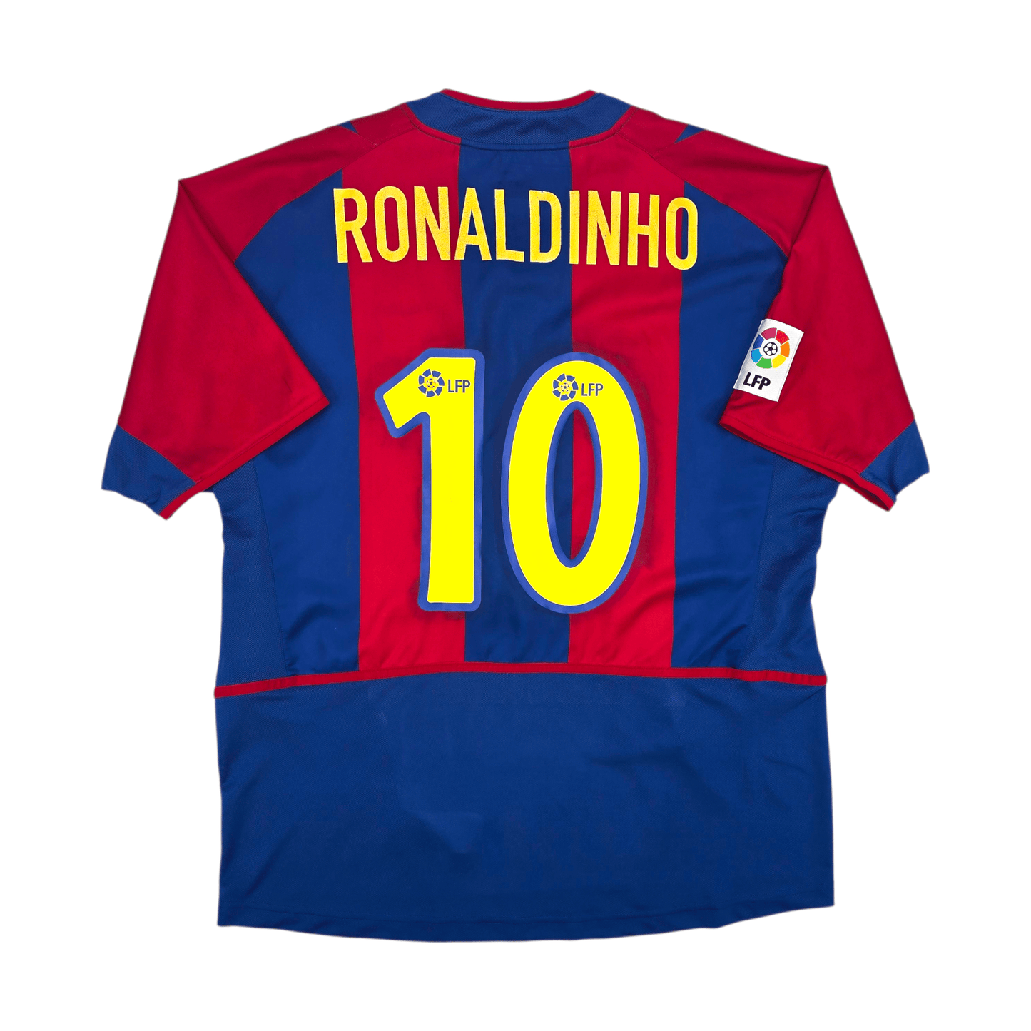 Futbol shirt with 'Ronaldinho' and number '10' on a white background