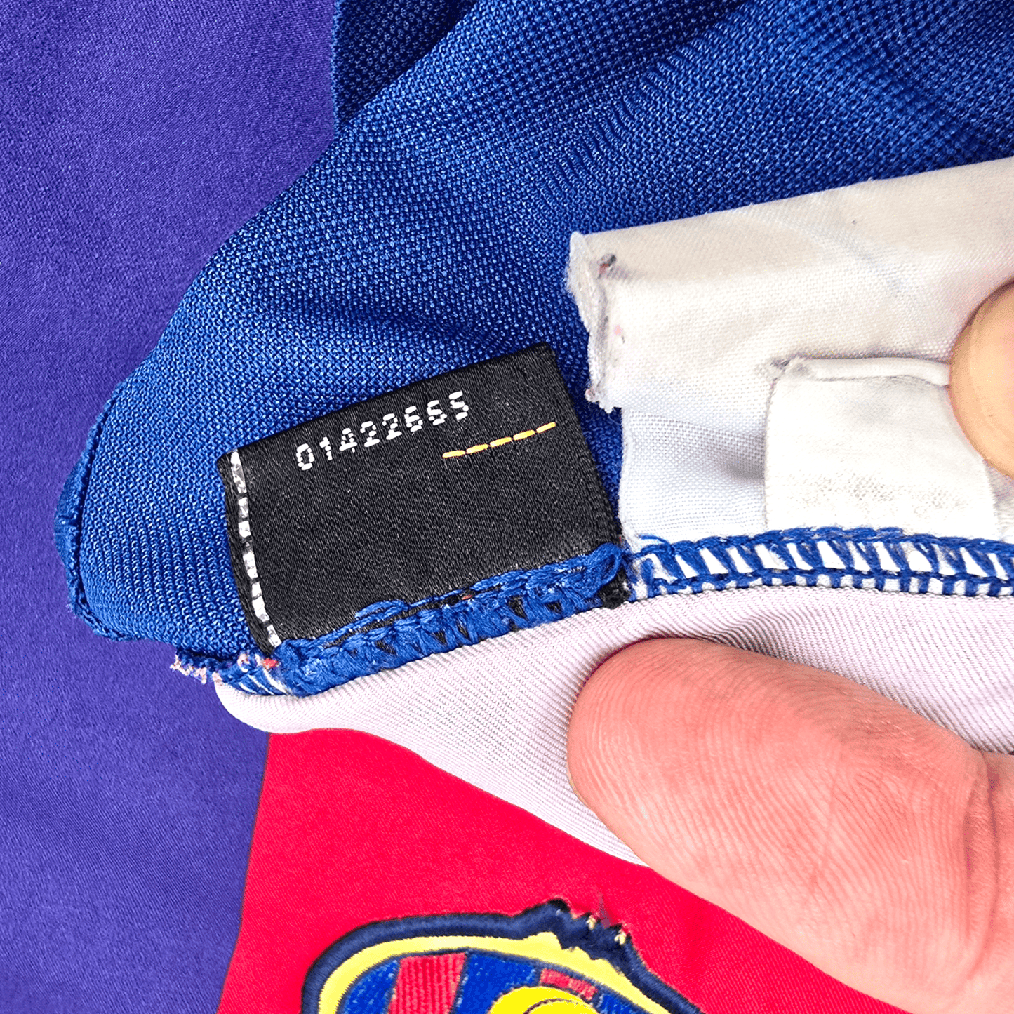 2002/03 Barcelona Home Football Shirt (L) Nike #9 Kluivert