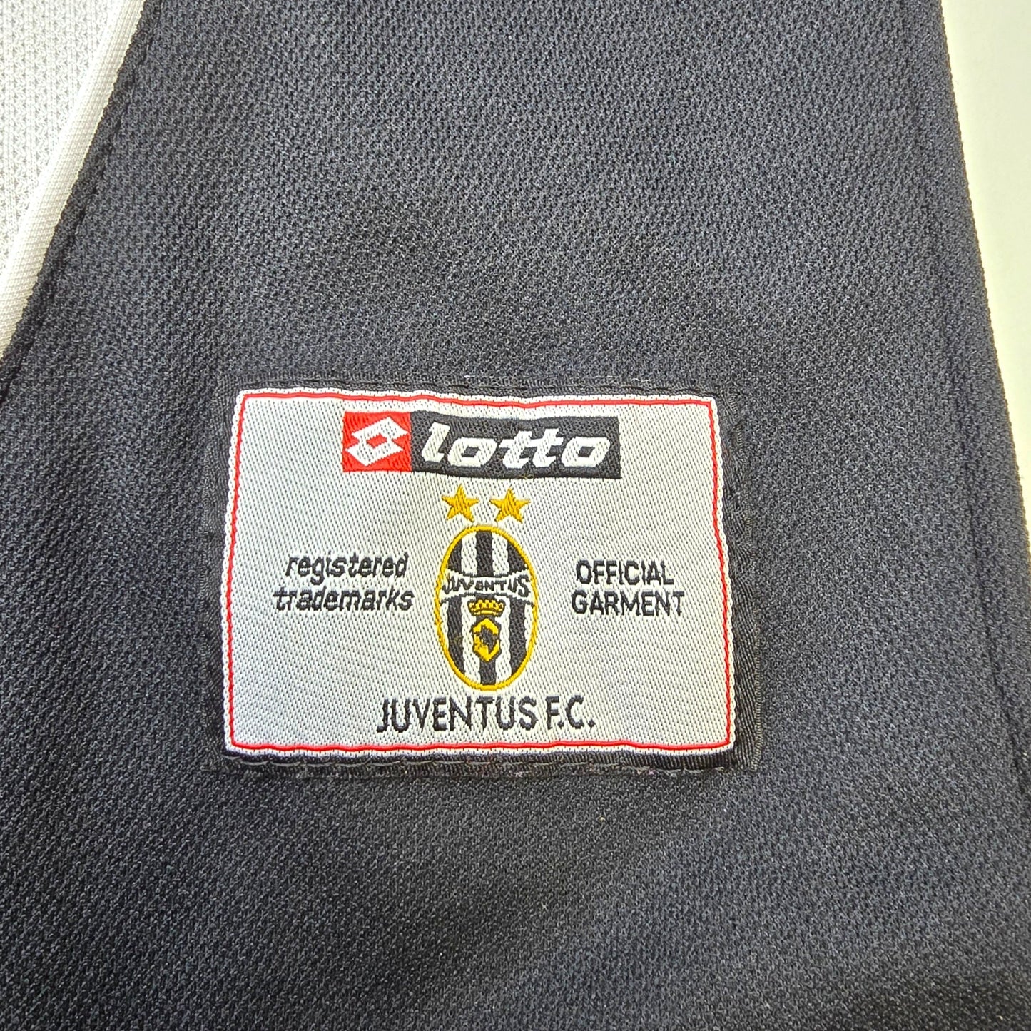 2002/03 Juventus Home Football Shirt (XL) Lotto
