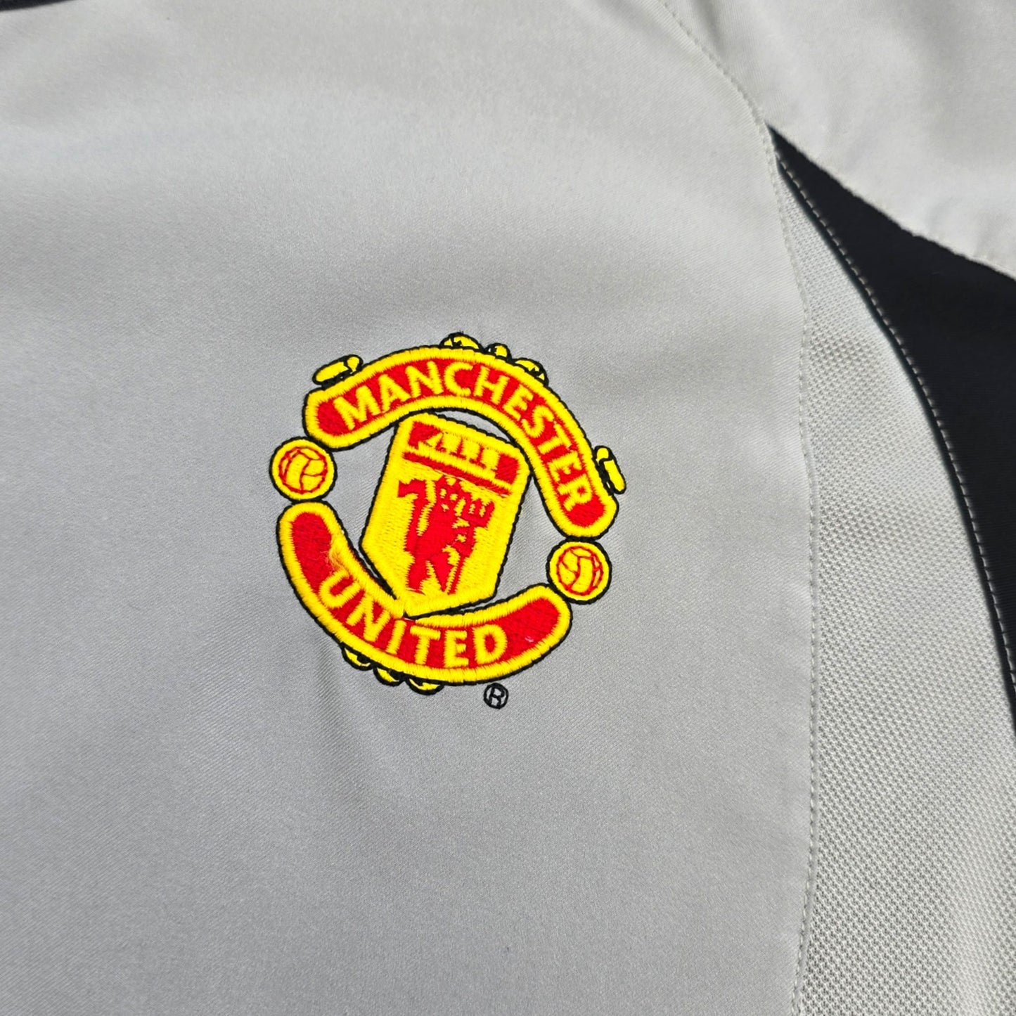 2002/03 Manchester United Goal Keeper Football Shirt (M) Umbro