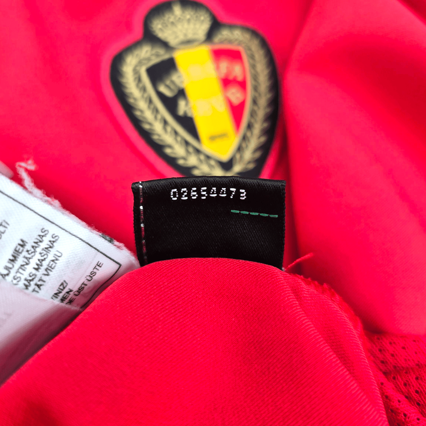 2002/04 Belgium Home Football Shirt (M) Nike #7 Wilmots