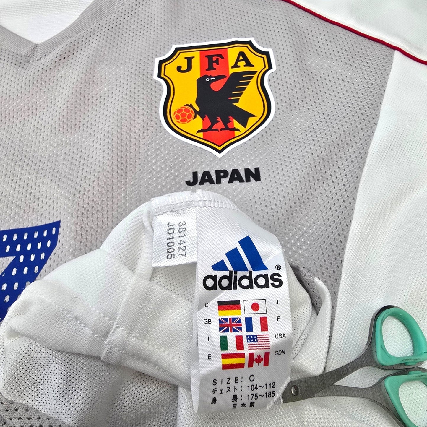 2002/04 Japan Away Football Shirt (M) Adidas #7 Nakata (Player Version)