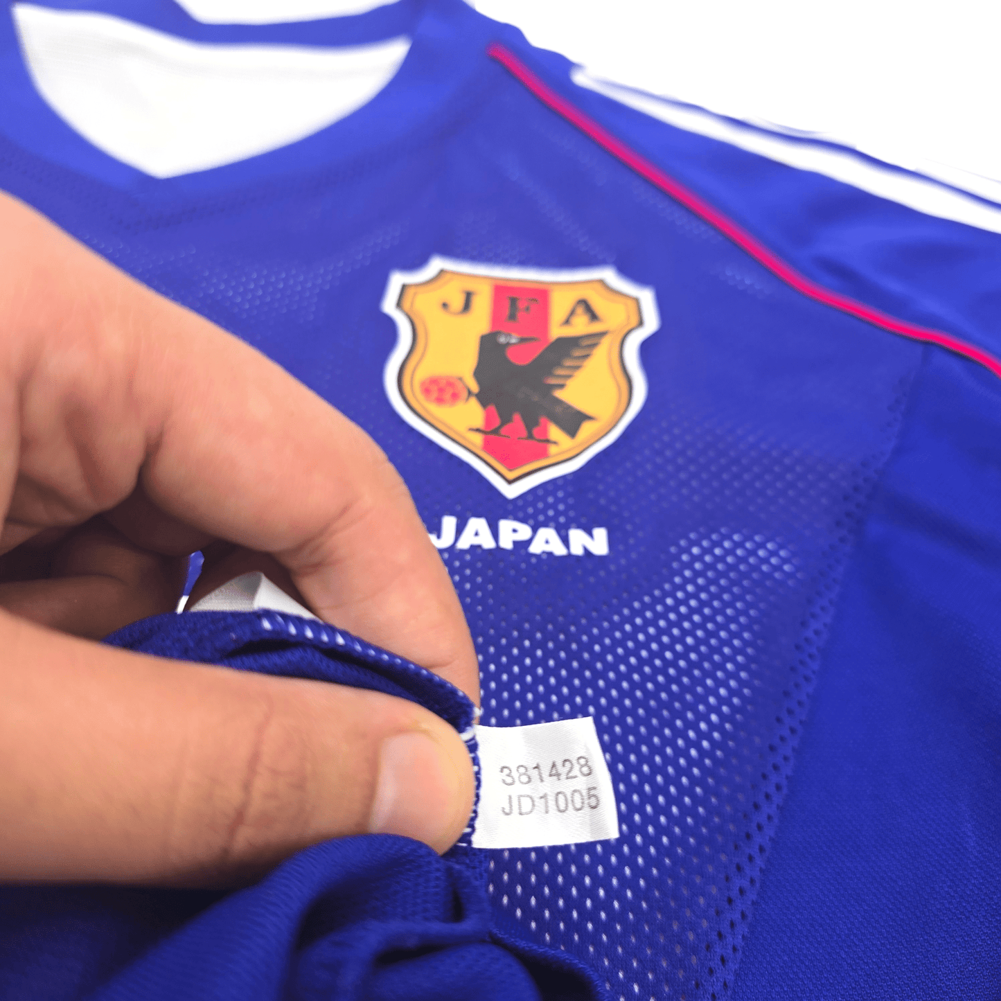 2002/04 Japan Home Football Shirt (M) Adidas #7 Nakata (Player Version)