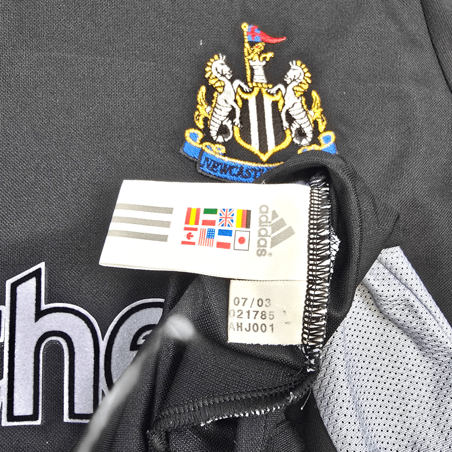 2003/04 Newcastle United Away Football Shirt (S) Adidas #20 Lualua