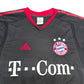 2004/05 Bayern Munich European Football Shirt (S) Adidas #14 Pizarro