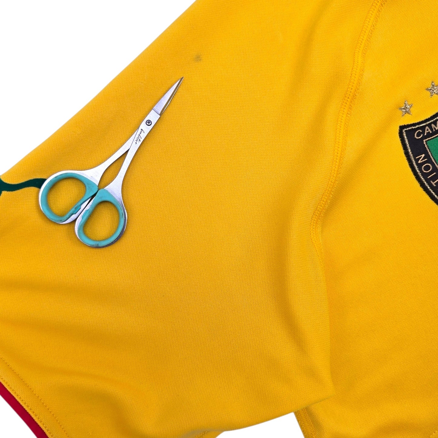 2004/06 Cameroon Away Football Shirt (M) Puma