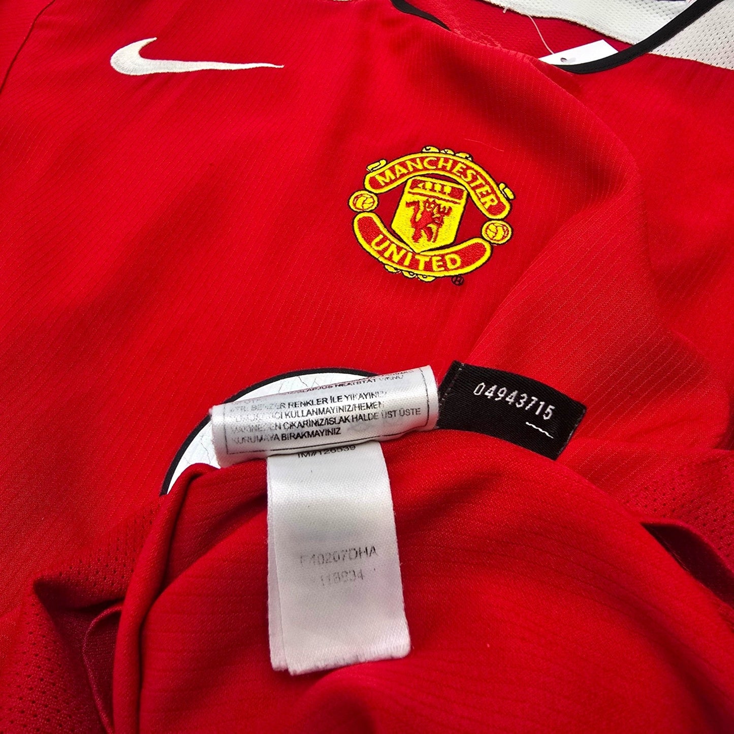 2004/06 Manchester United Home Football Shirt (L) Nike