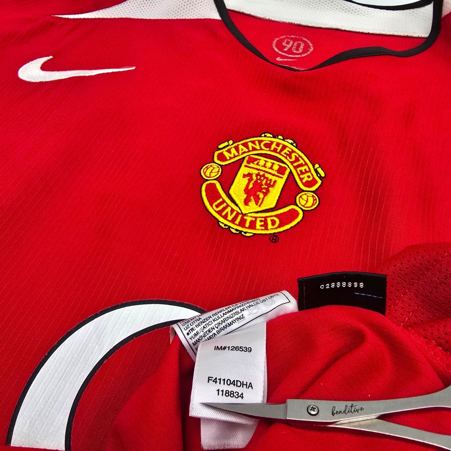 2004/06 Manchester United Home Football Shirt (XL) Nike #7 Ronaldo
