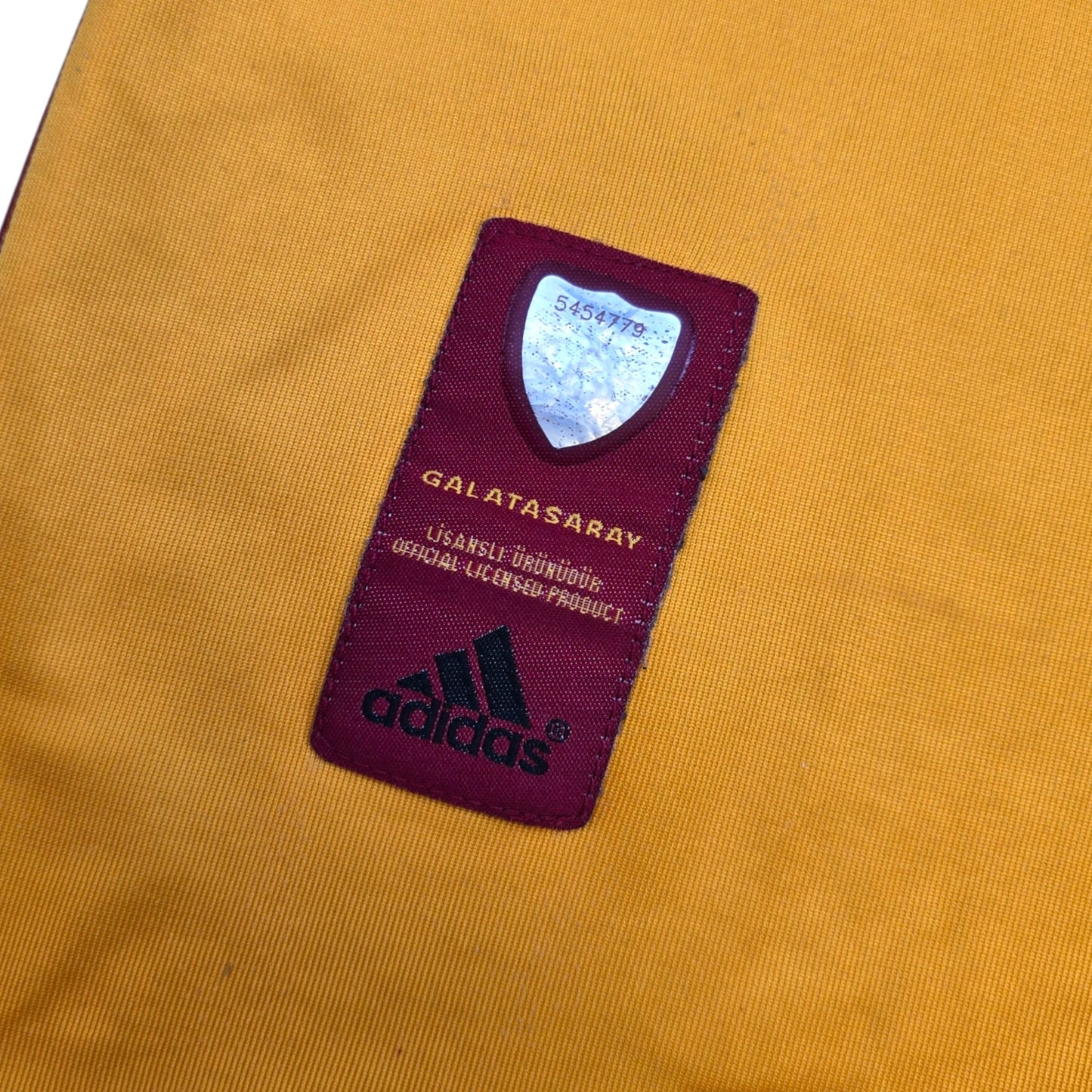 2005/06 Galatasaray Home Football Shirt (M) Nike