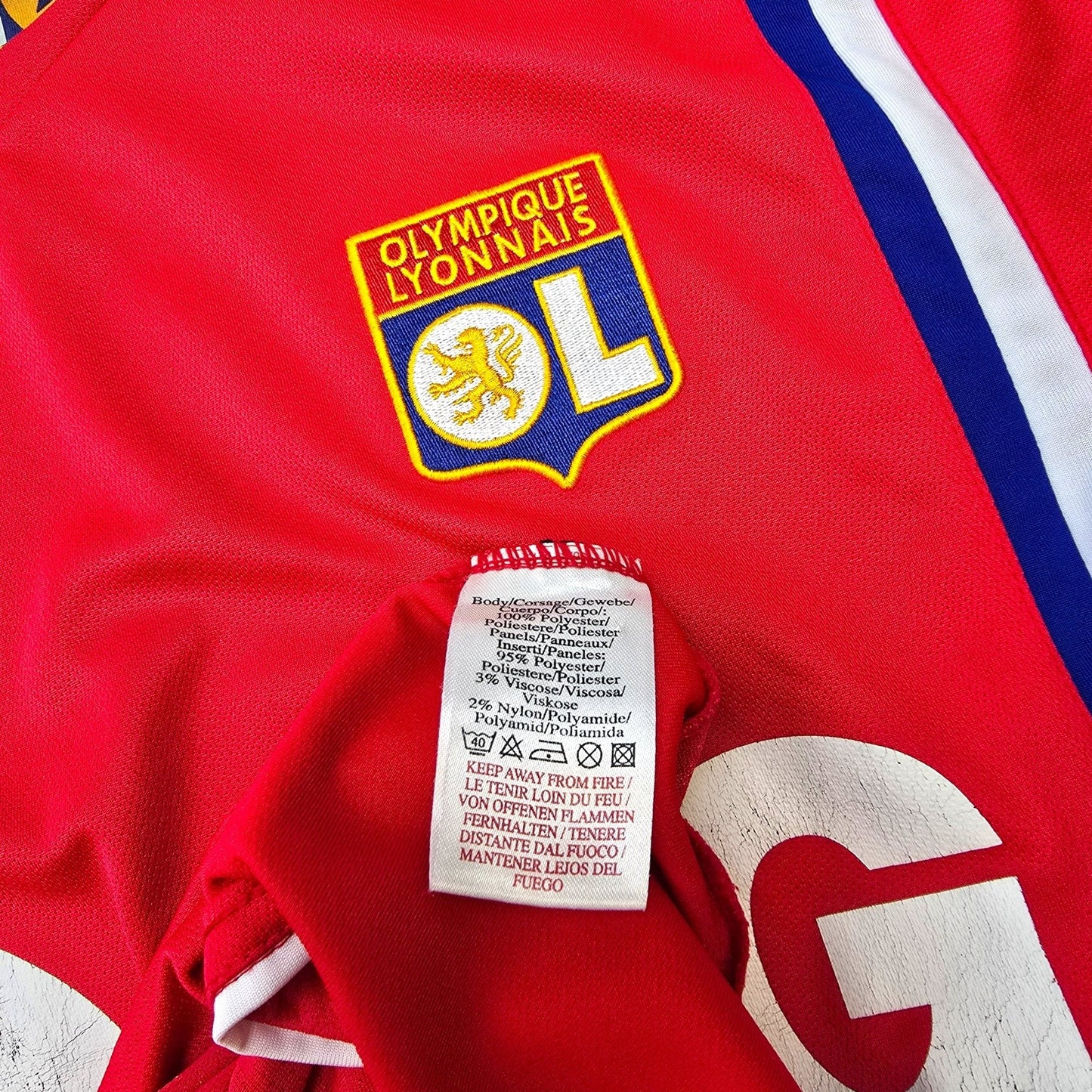 2005/06 Olympique Lyonnais Away Football Shirt (L) Umbro