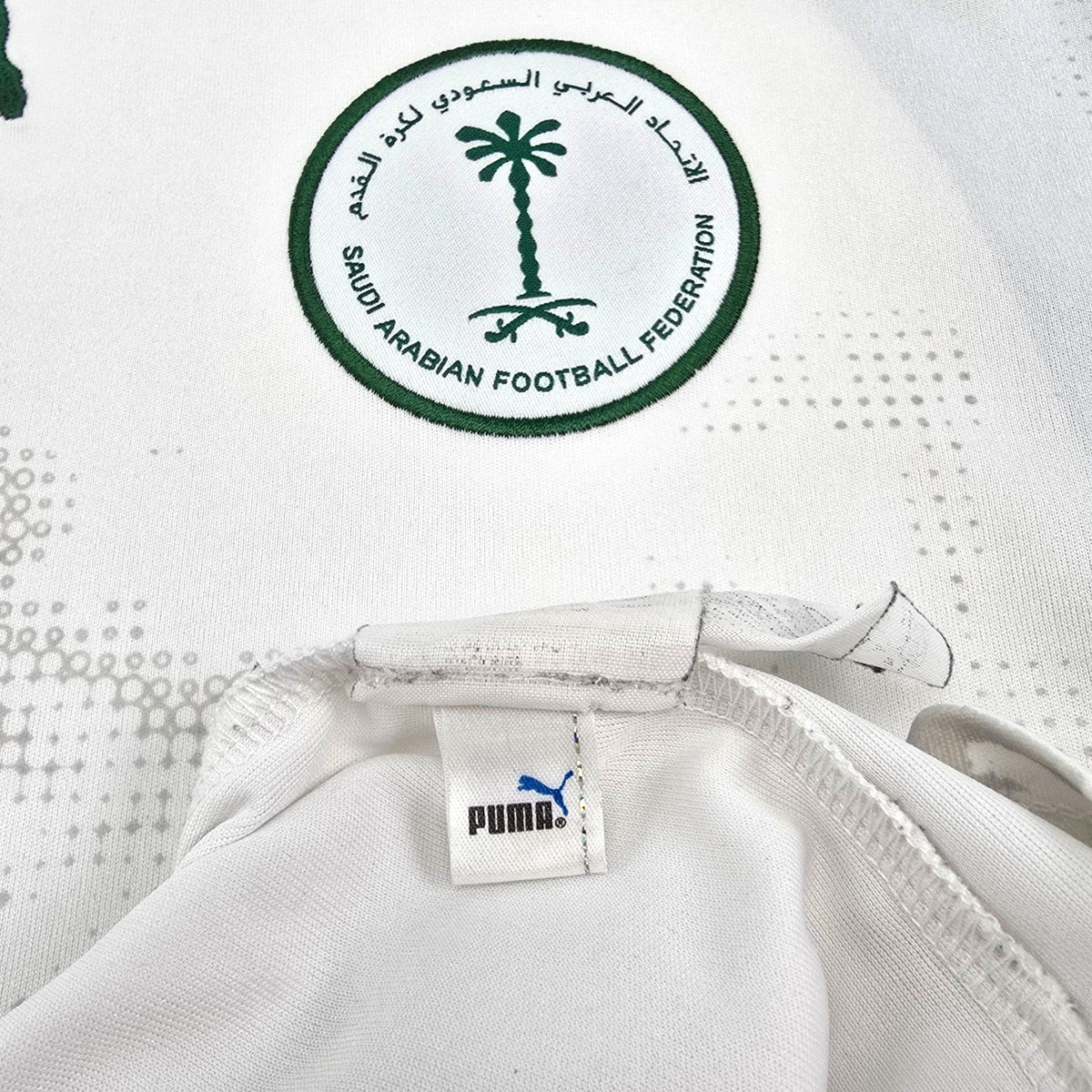 2006/07 Saudi Arabia Home Football Shirt (L) Puma #9 Al Jaber
