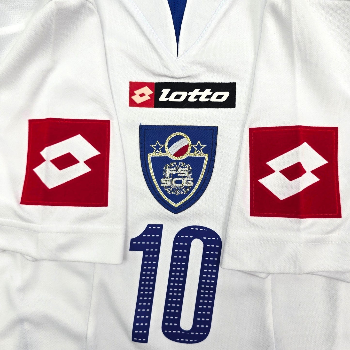2006/08 Serbia & Montenegro Away Football Shirt (L) Lotto #10 Stankovic