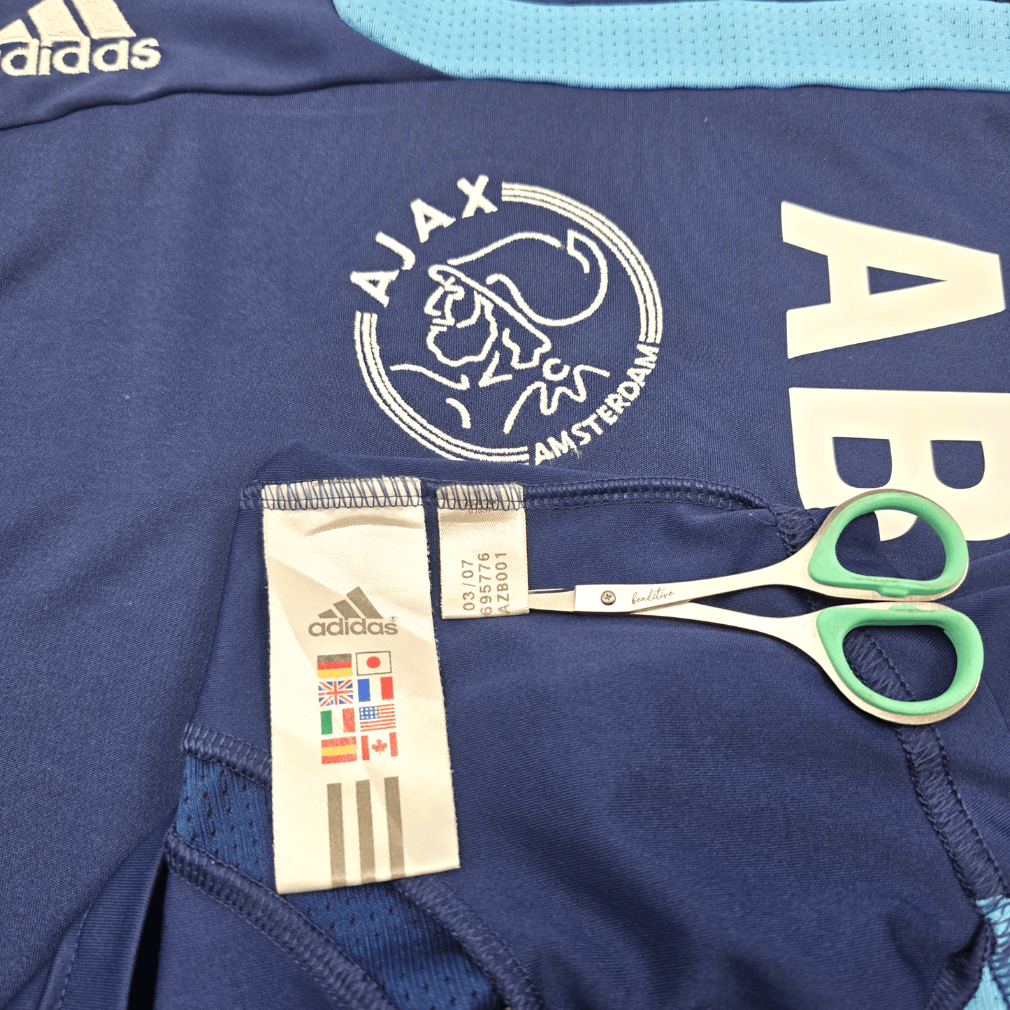 2007/08 Ajax Away Football Shirt (S) Adidas #16 Suarez