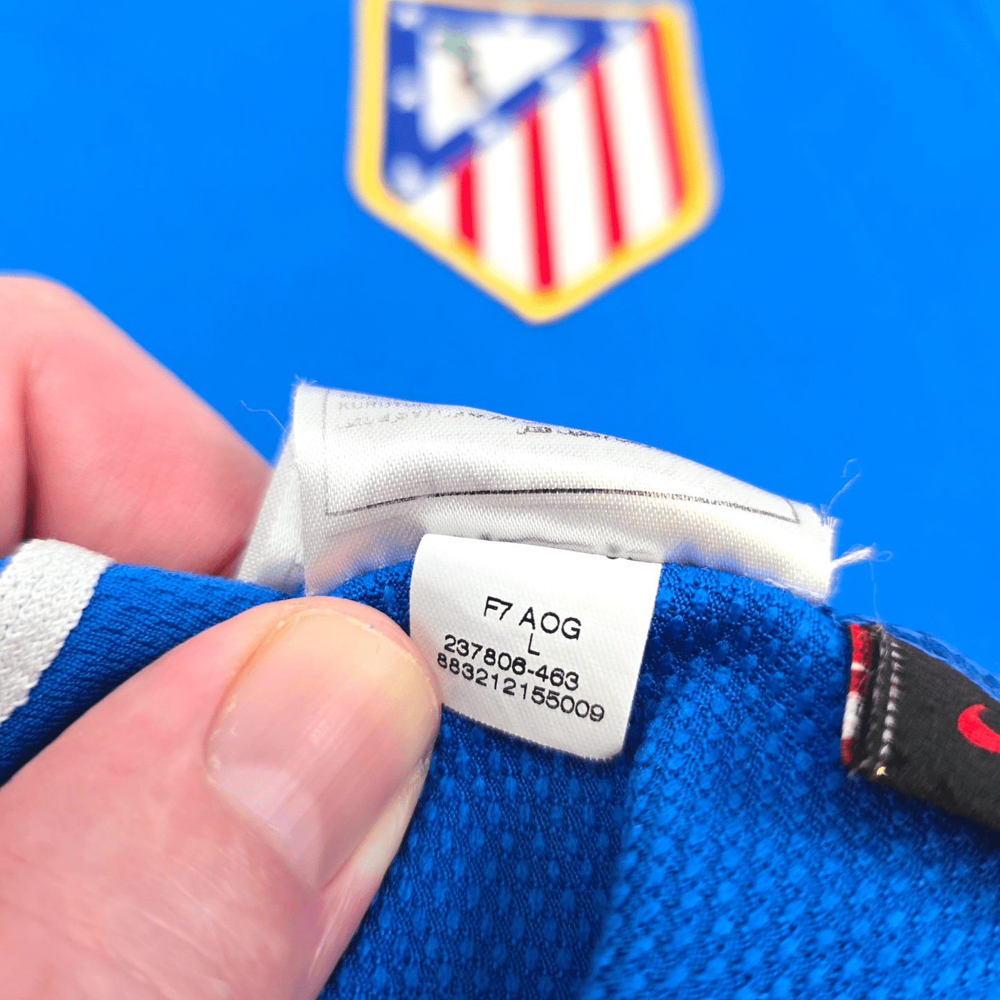 2007/08 Atletico Madrid Away Football Shirt (L) Nike #10 Kun Aguero