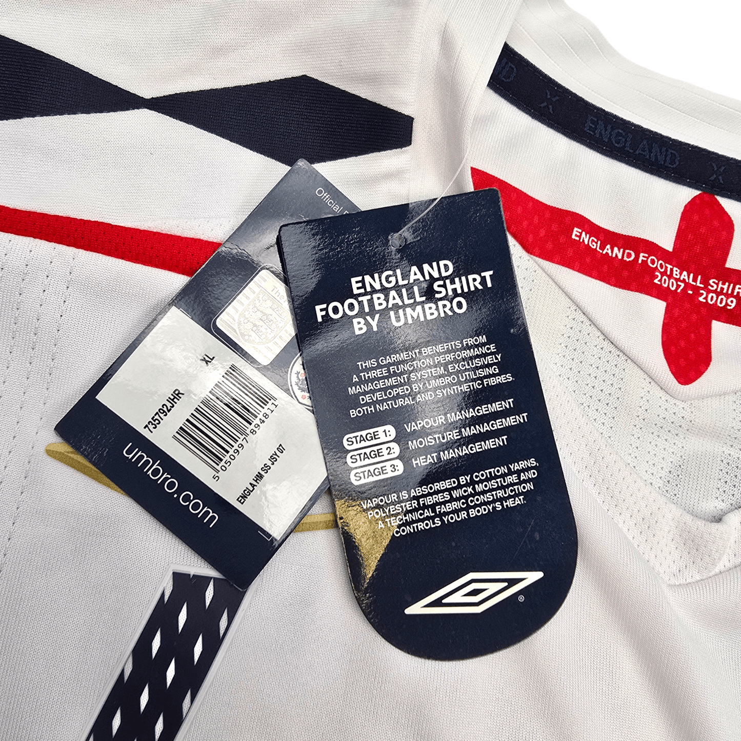 2007/09 England Home Football Shirt (XL) Umbro #4 Gerrard (BNWTs)
