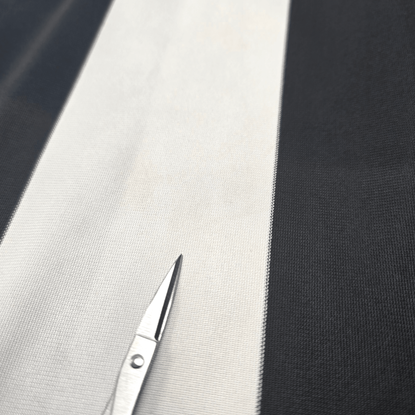 2007/09 Newcastle United Home Football Shirt (L) Adidas #16 Milner