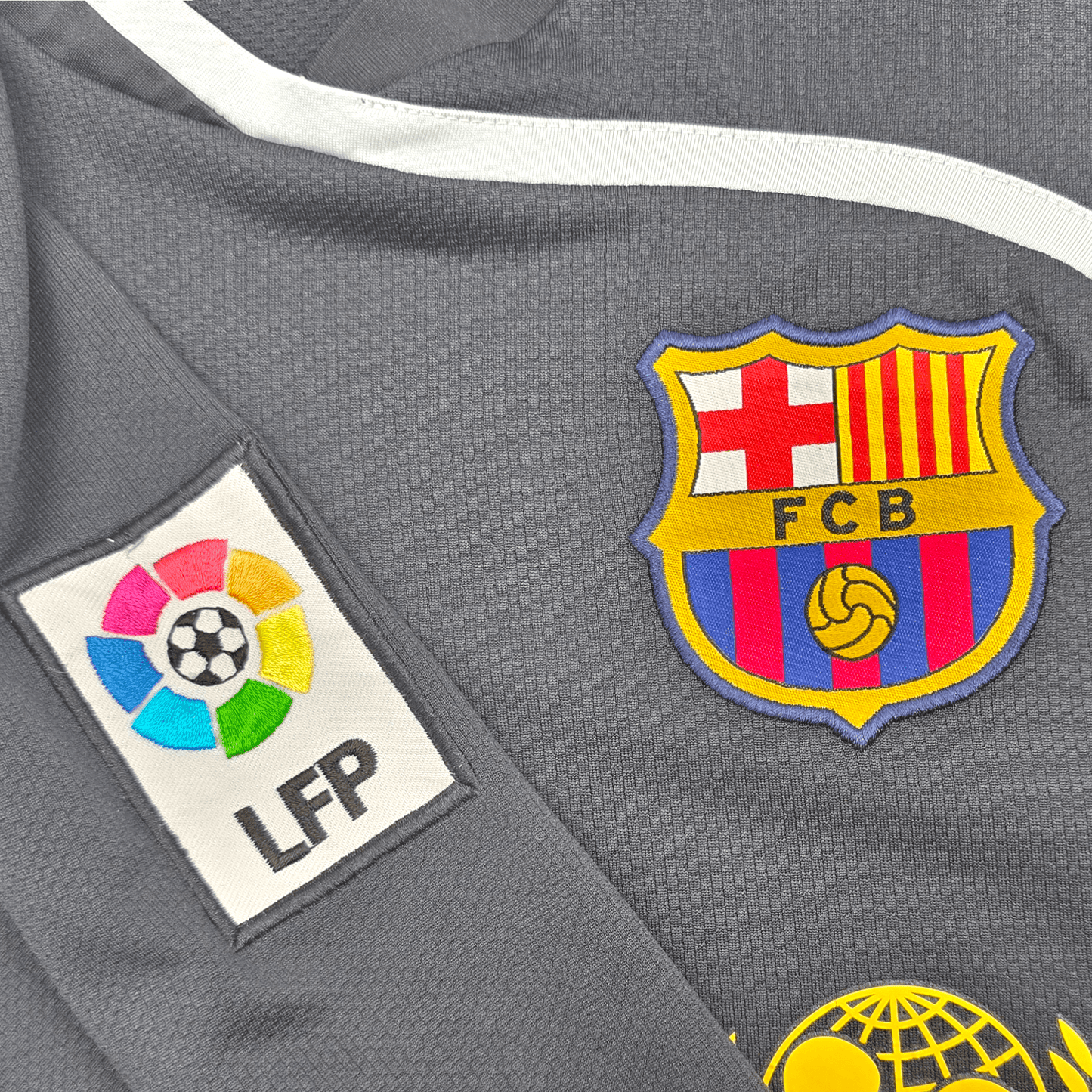 2008/09 Barcelona Goal Keeper Football Shirt (M) Nike