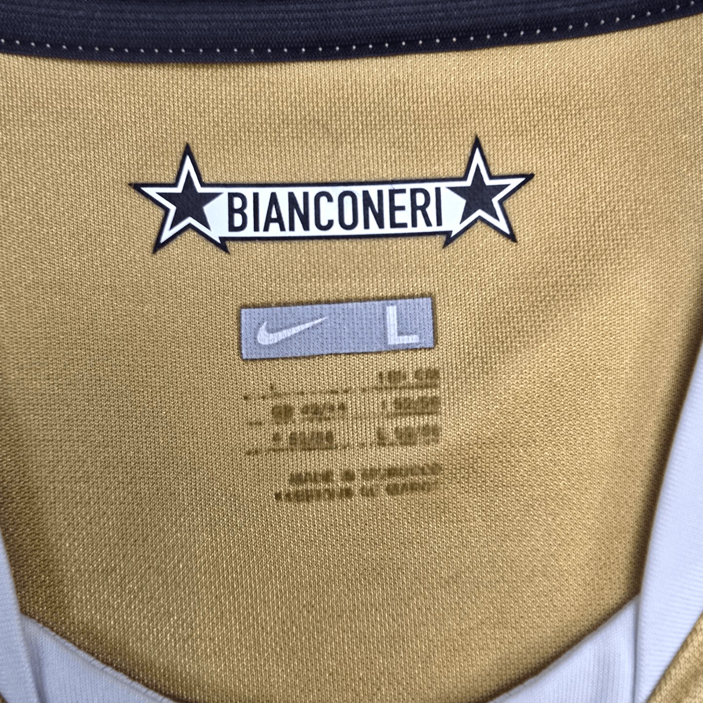 2008/10 Juventus Away Football Shirt (L) Nike #10 Del Piero (Player Version)