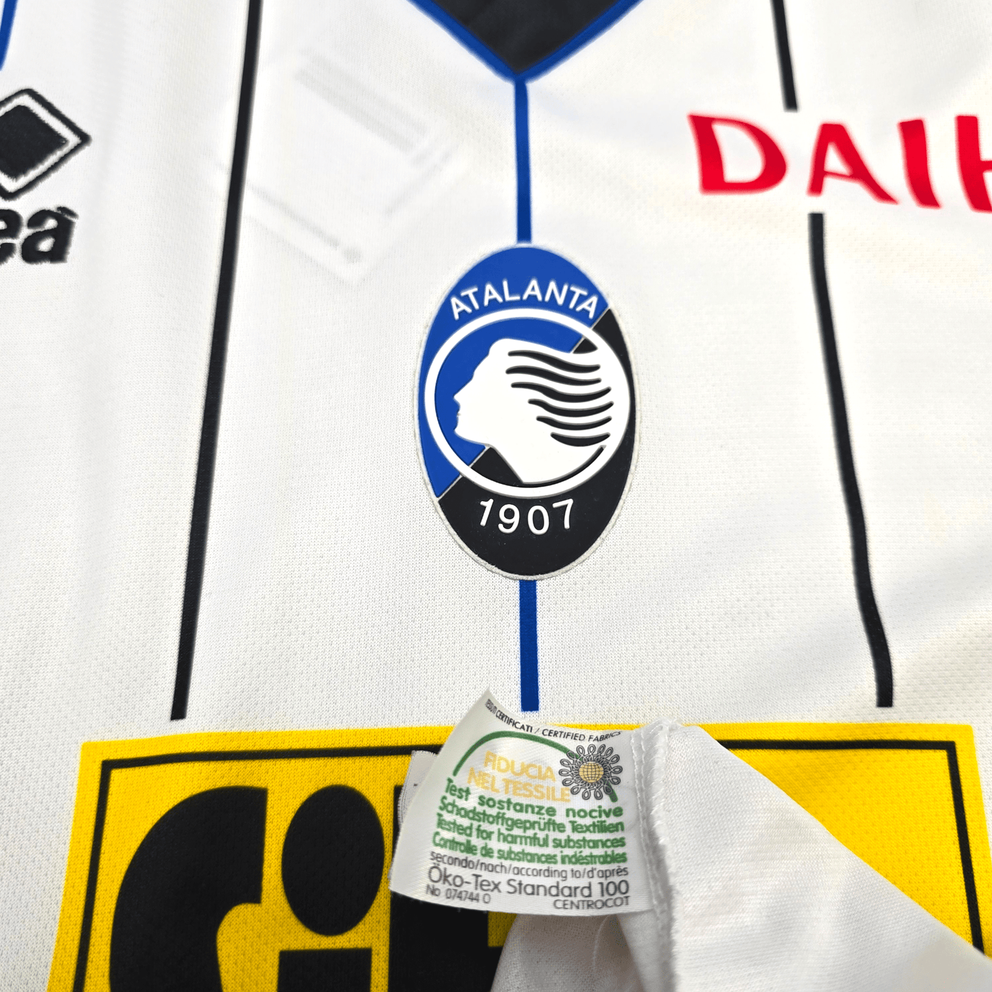 2009/10 Atalanta Away Football Shirt (L) Errea