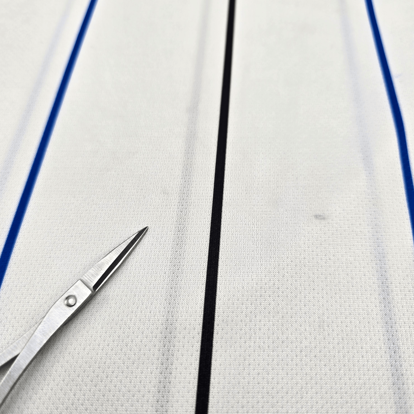 2009/10 Atalanta Away Football Shirt (L) Errea