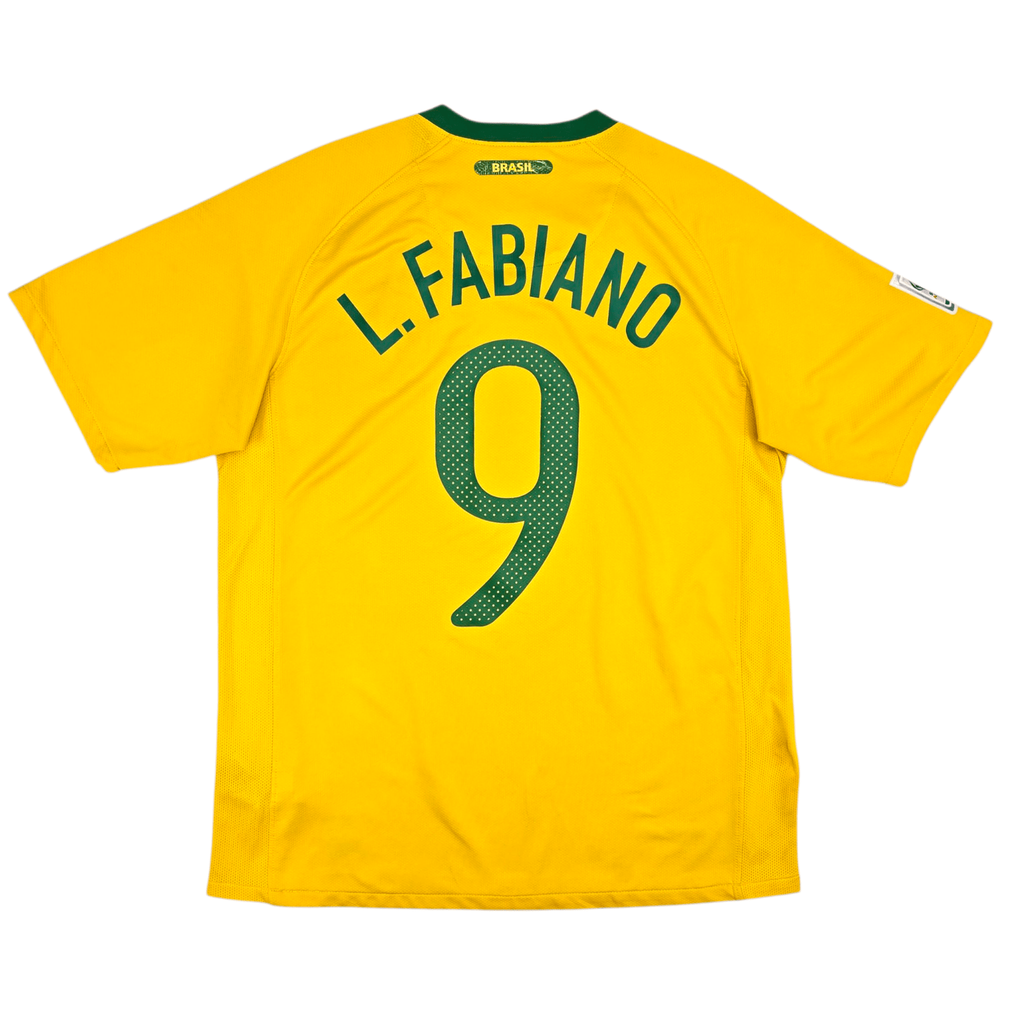 2010/11 Brazil Home Football Shirt (M) Nike #9 L.Fabiano