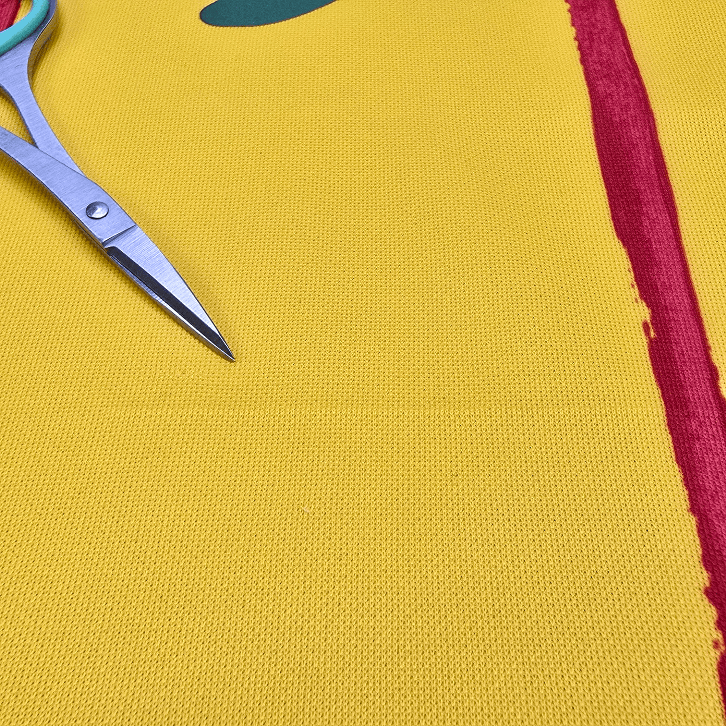 2010/11 Cameroon Away Football Shirt (M) Puma #9 Eto'o