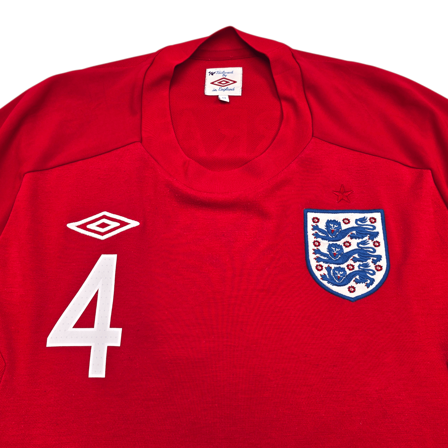 2010/11 England Away Football Shirt (L) Umbro #4 Gerrard