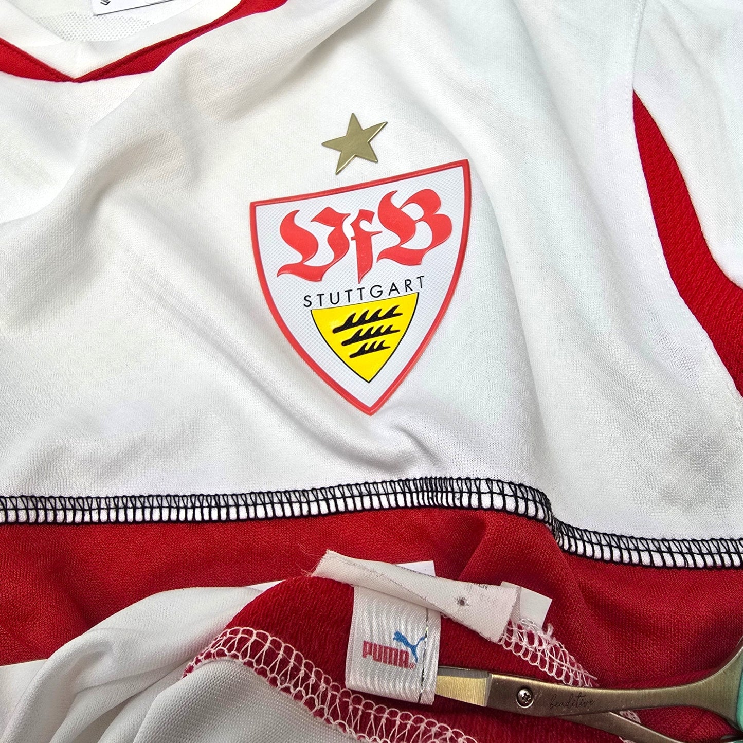 2010/11 Stuttgart Home Football Shirt (L) Puma