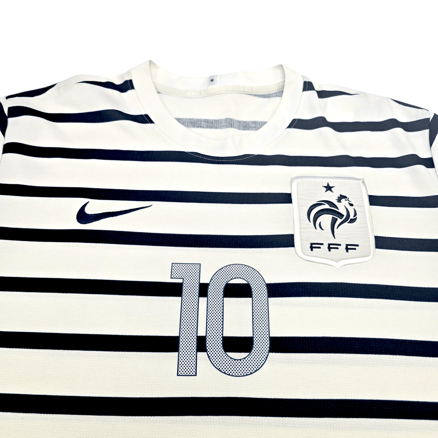 2011/12 France Away Football Shirt (2XL) Nike #10 Benzema