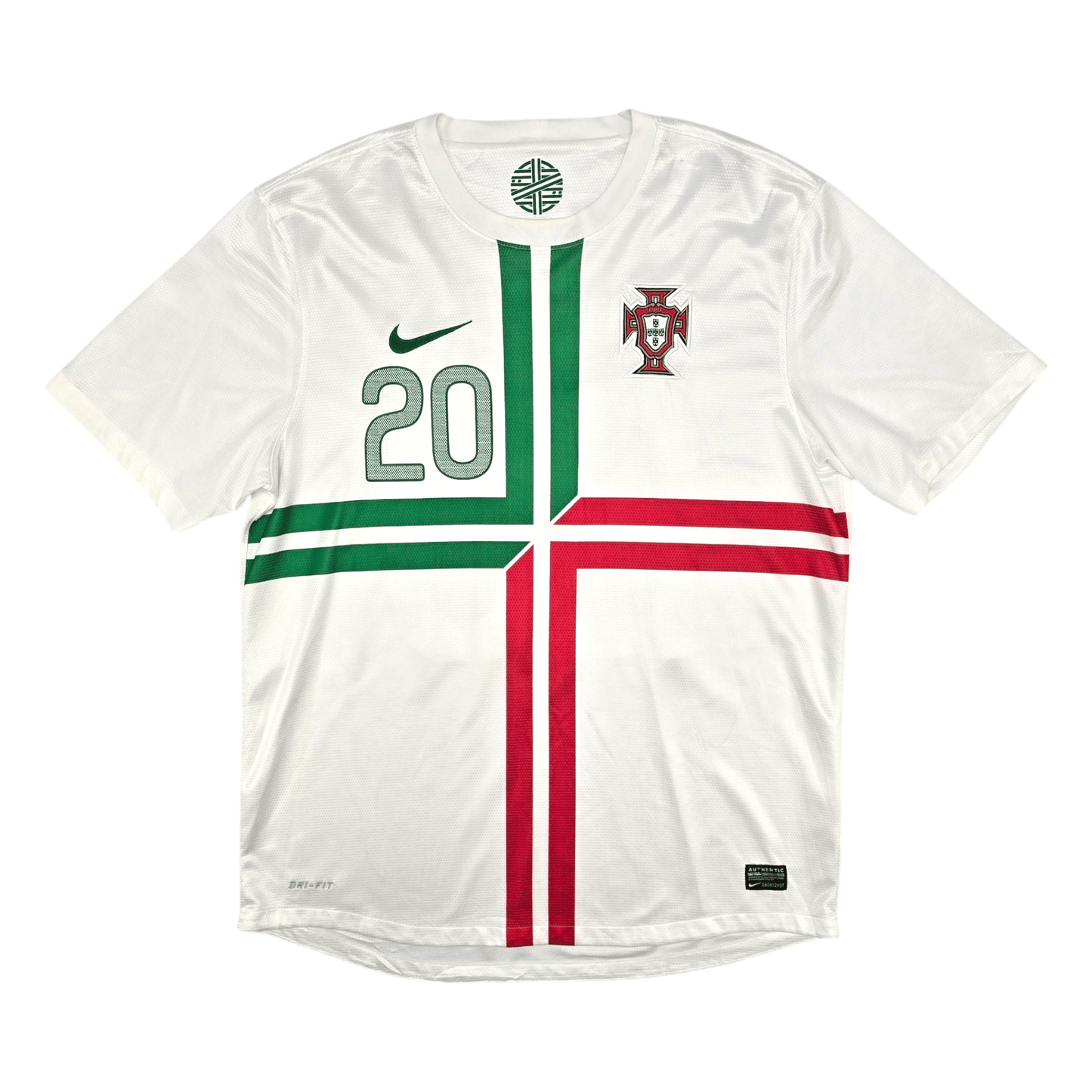 2012/13 Portugal Away Football Shirt (L) Nike #20 Deco