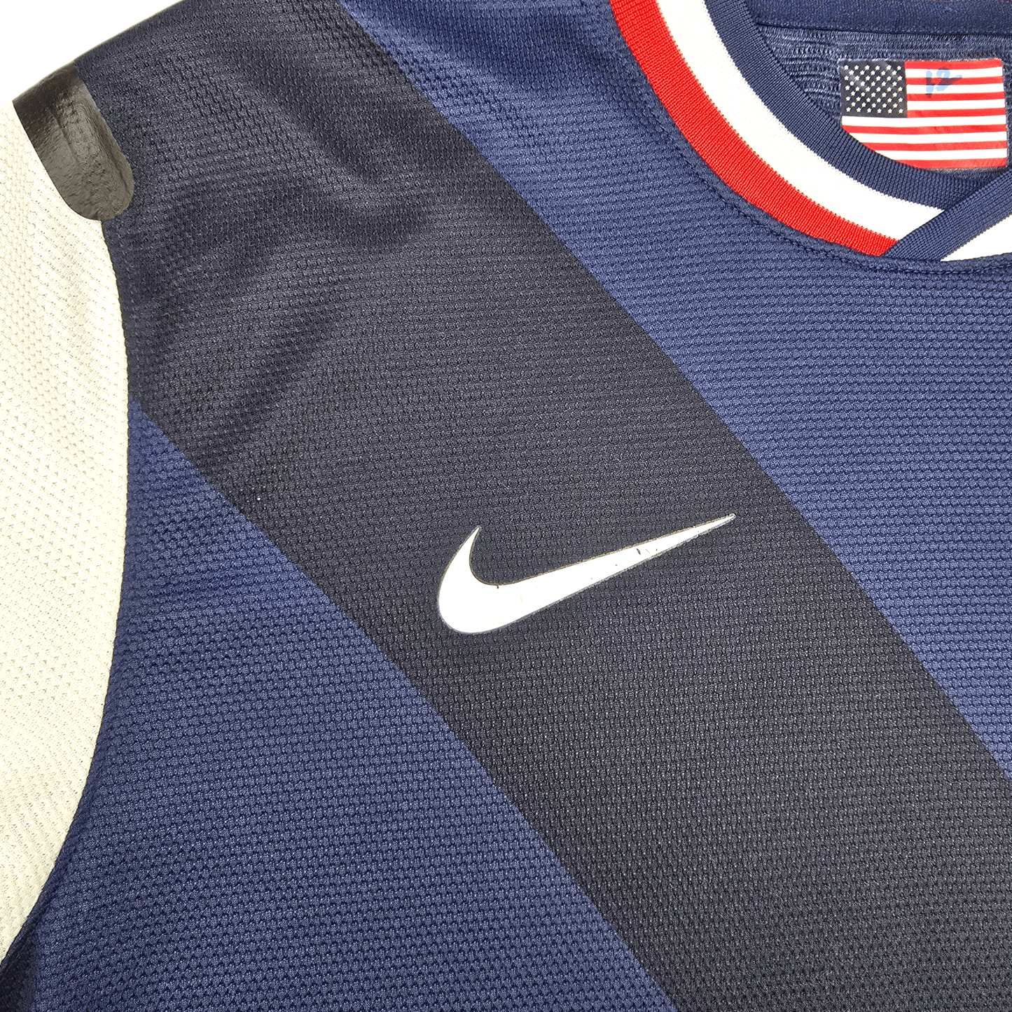 2012/13 USA Away Football Shirt (M) Nike #10 Donovan (Player Version)