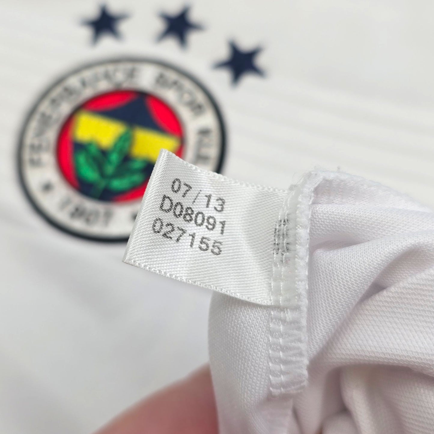 2013/14 Fenerbahce Away Football Shirt (L) Adidas #11 Kuyt