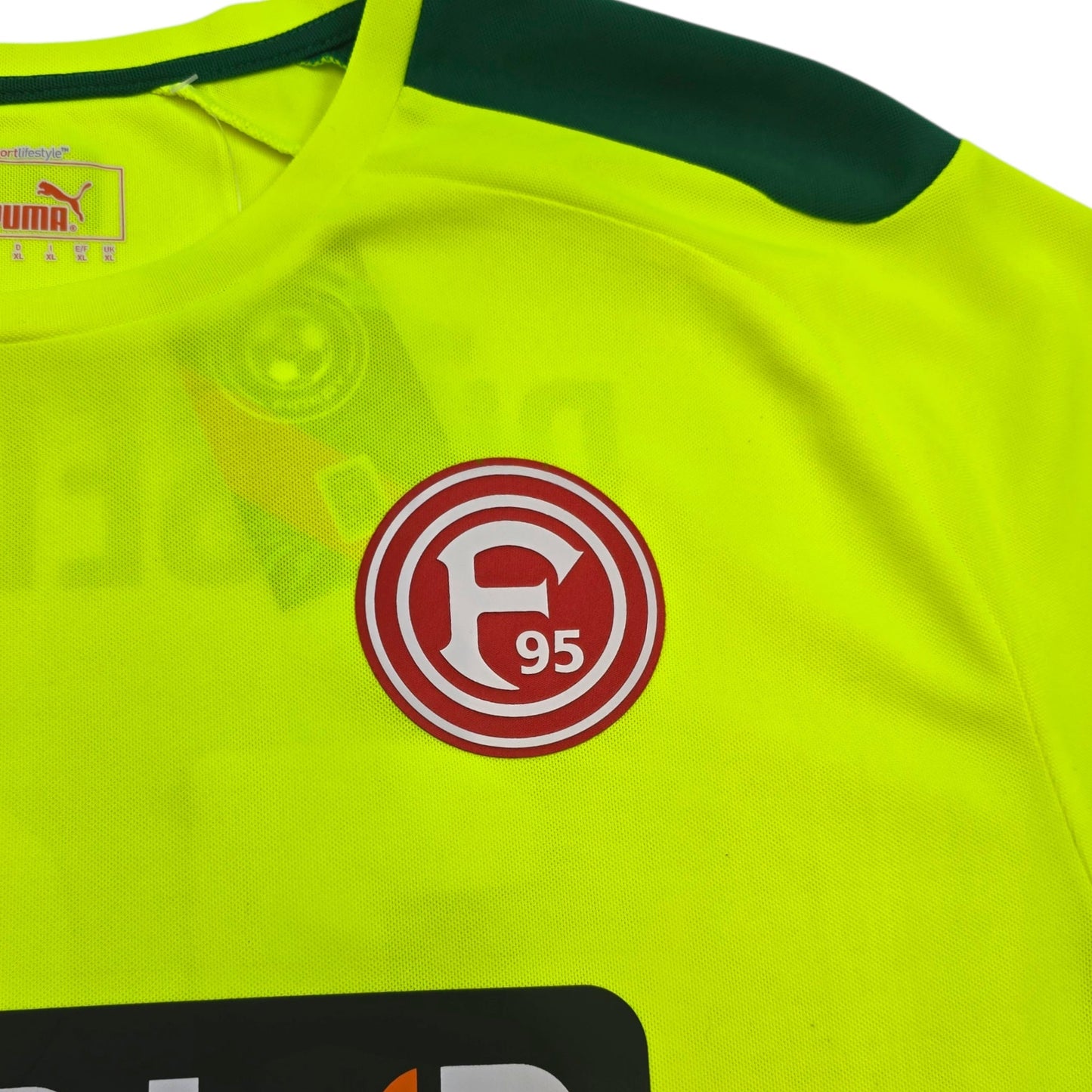 2014/15 Fortuna Dusseldorf Third Football Shirt (XL) Puma #18 Bolly