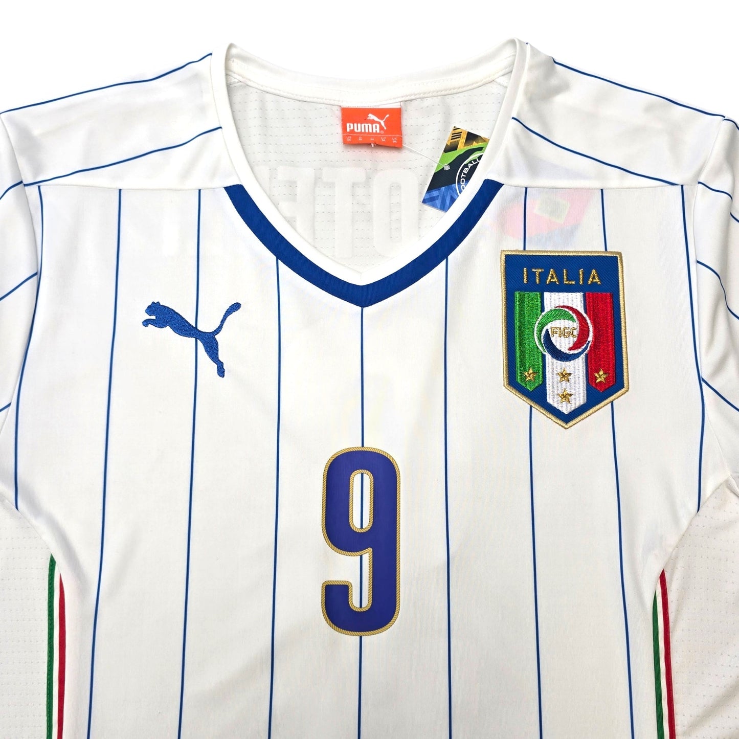 2014/15 Italy Away Football Shirt (M) Puma #9 Balotelli