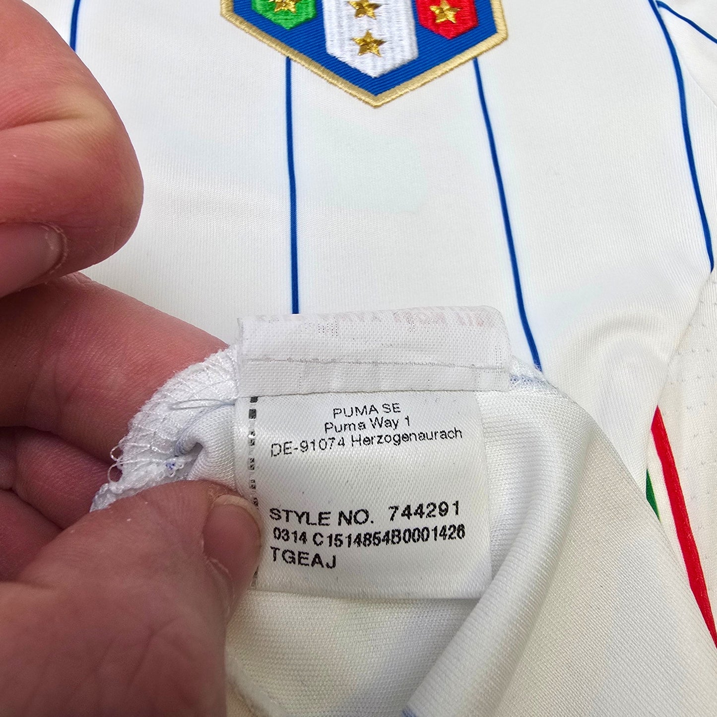 2014/15 Italy Away Football Shirt (M) Puma #9 Balotelli