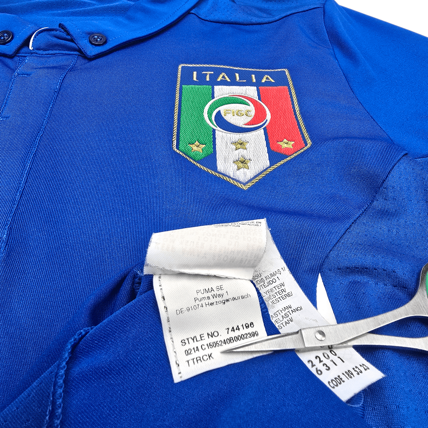 2014/15 Italy Home Football Shirt (L) Puma #21 Pirlo