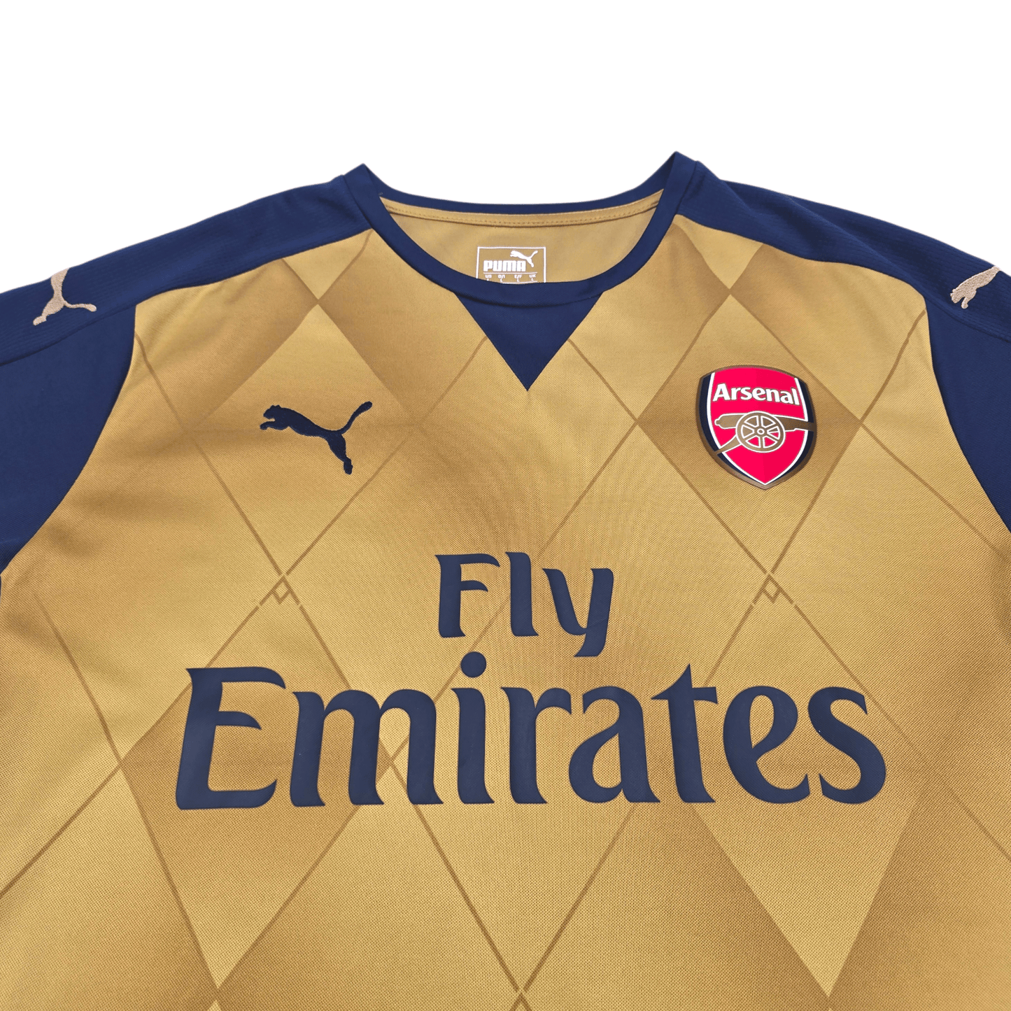 2015/16 Arsenal Away Football Shirt (L) Puma #8 Arteta