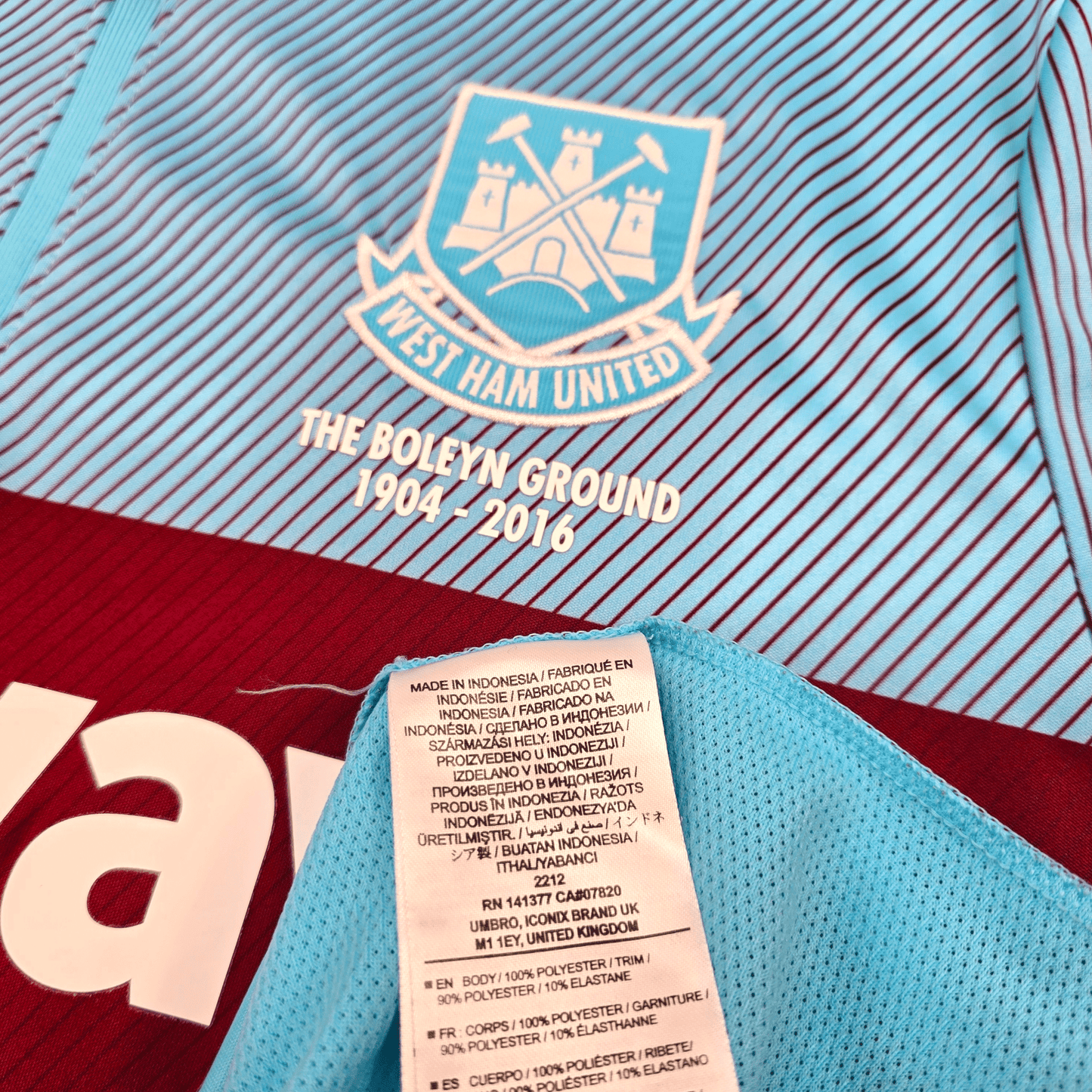 2015/16 West Ham United Away Football Shirt (L) Umbro #4 Nolan