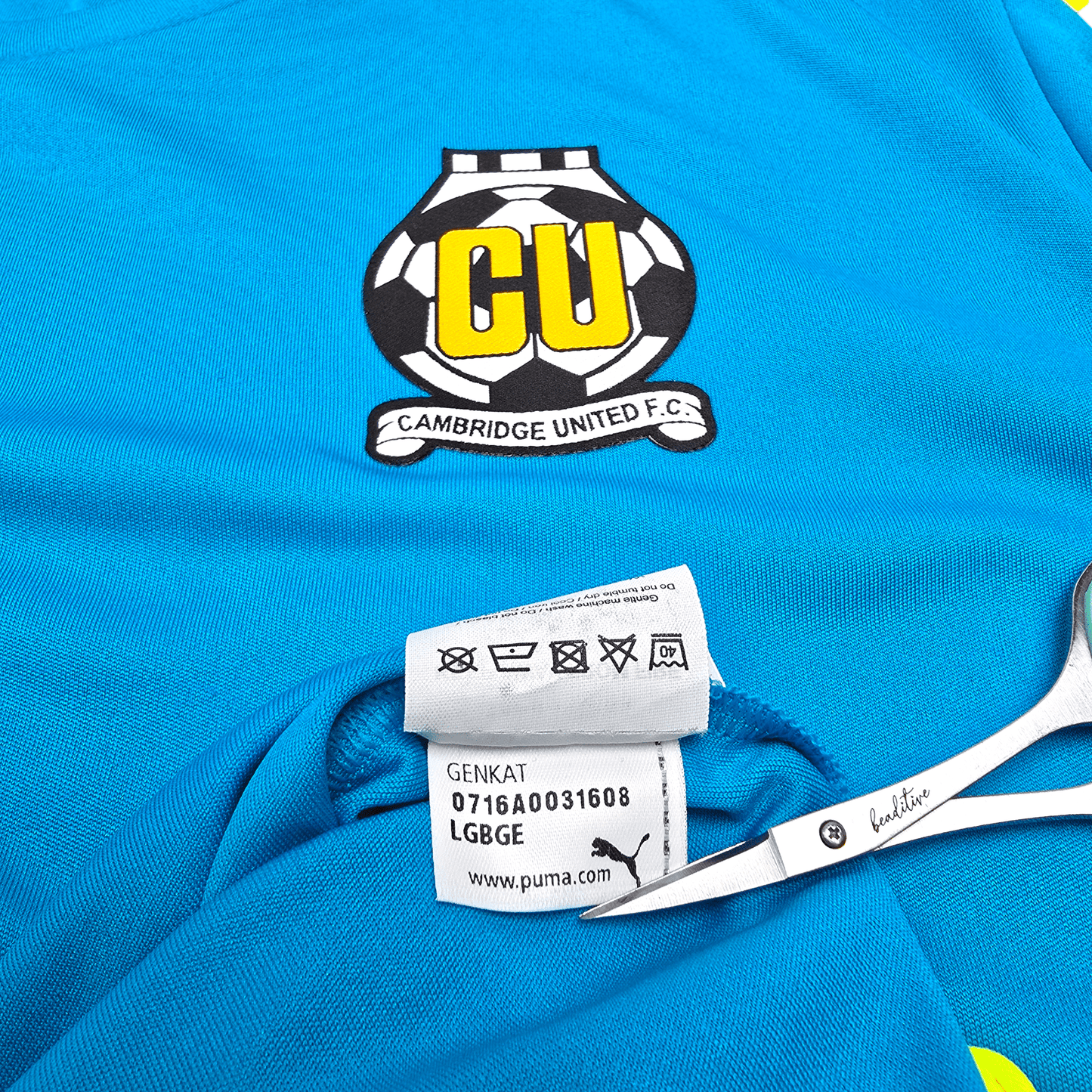 2016/17 Cambridge United Goal Keeper Football Shirt (L) Puma