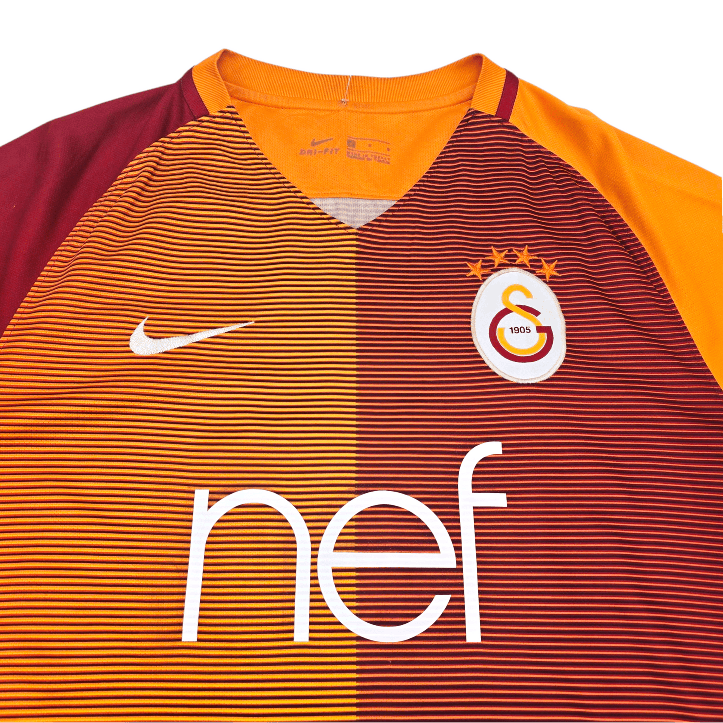 2016/17 Galatasaray Home Football Shirt (L) Nike #10 Sneijder