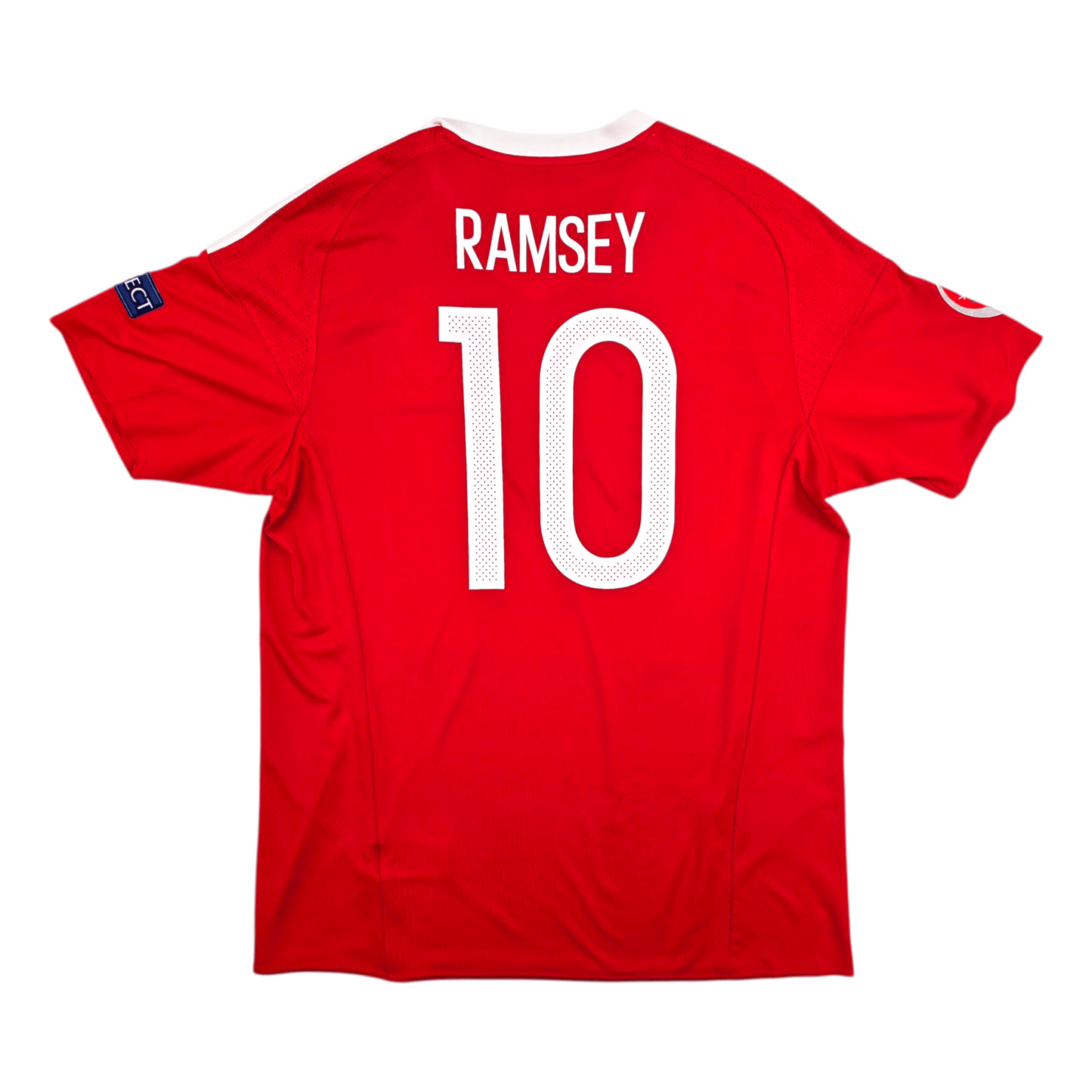 2016/17 Wales Home Football Shirt (L) Adidas #10 Ramsey