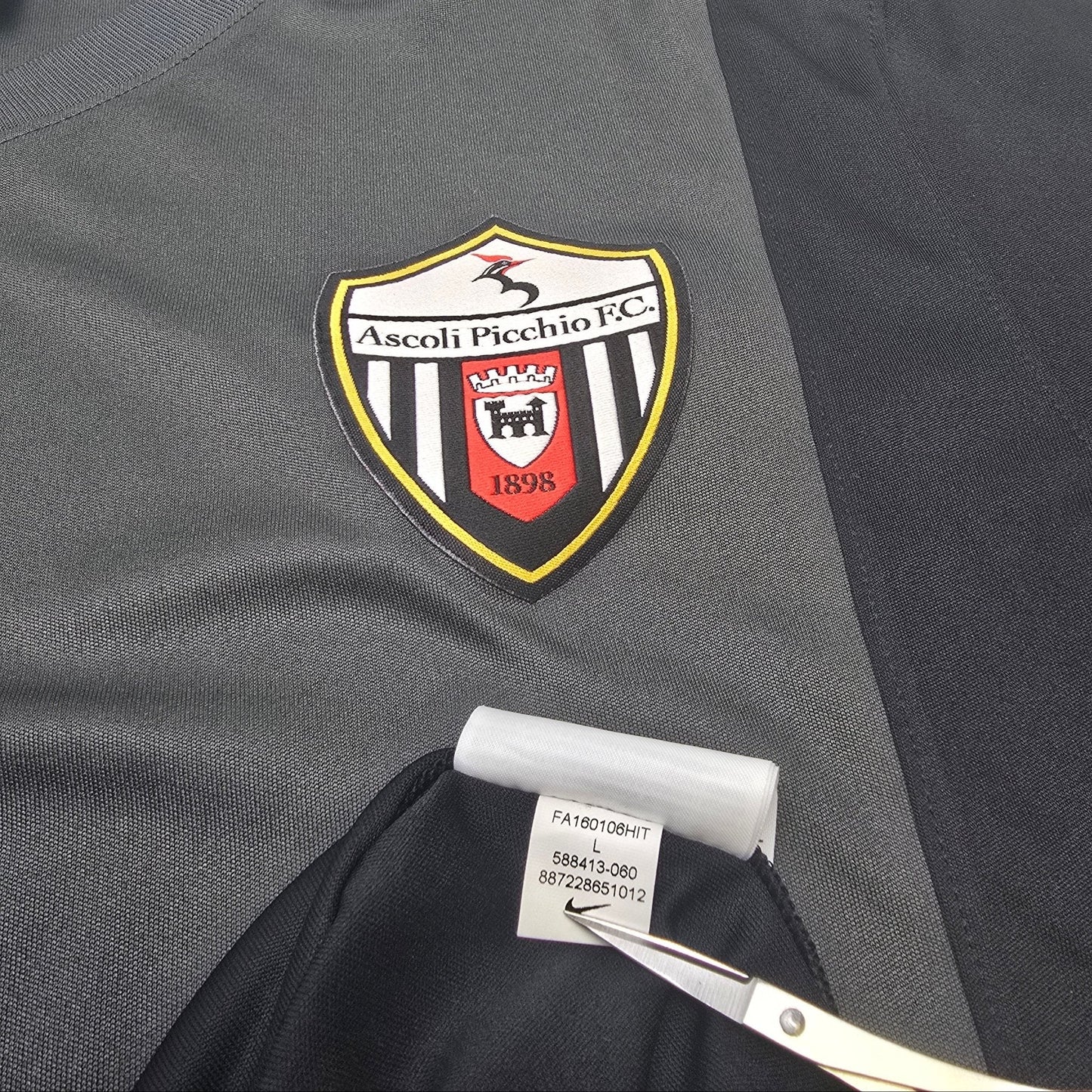 2017/18 Ascoli Third Football Shirt (L) Nike